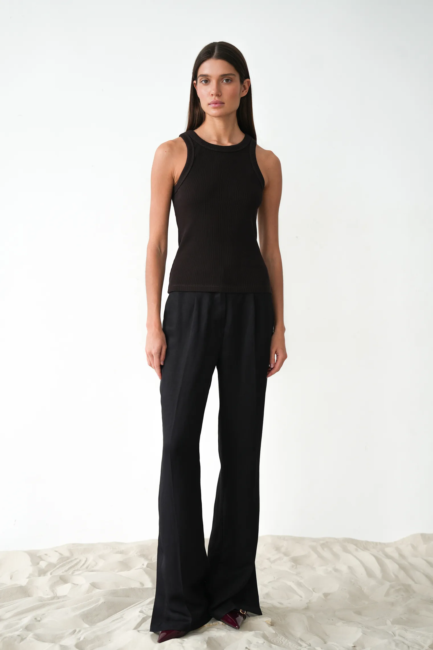 Брюки прямые с разрезами изо льна чёрного цвета фото 5