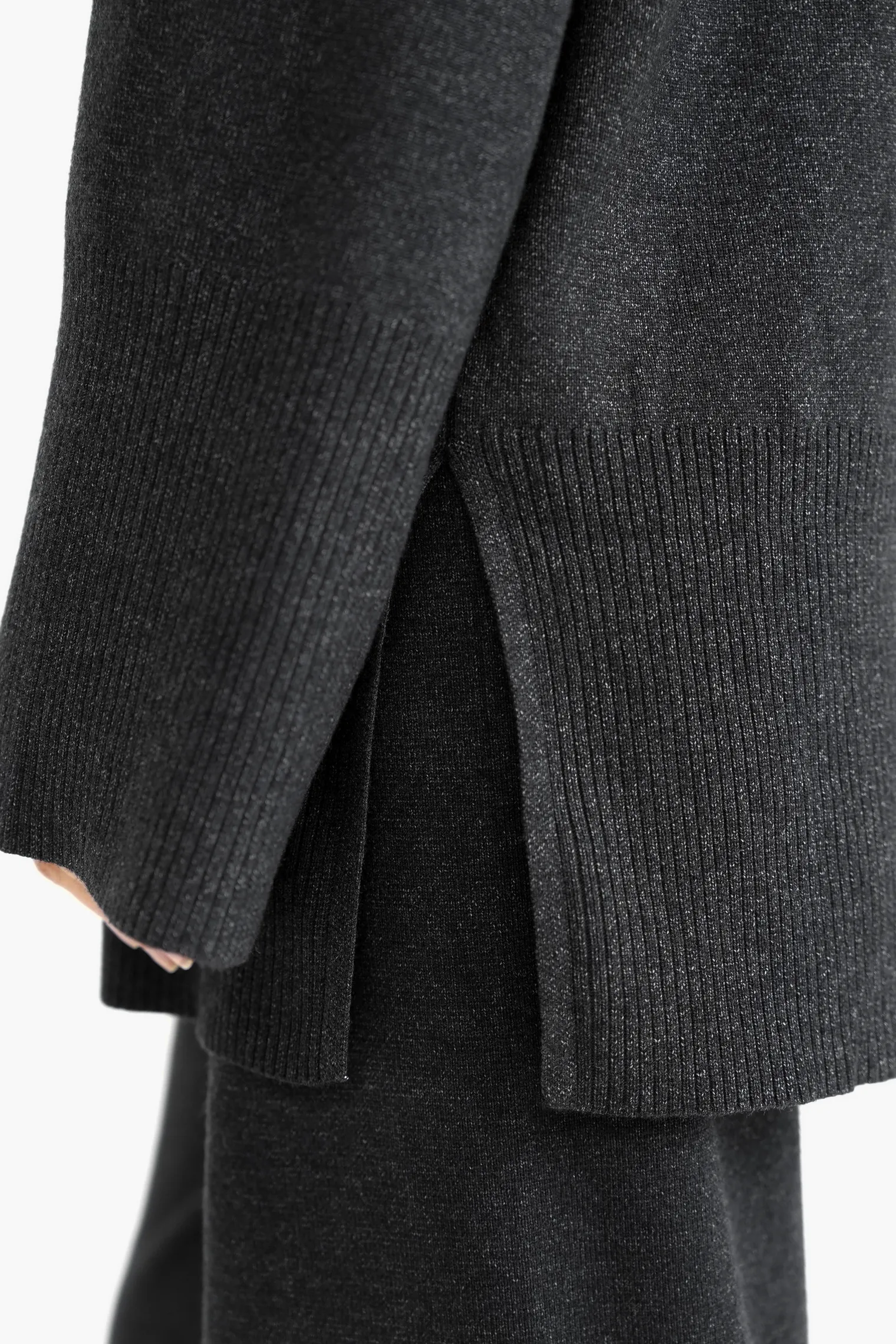 Комплект: джемпер, брюки графитового цвета фото 8