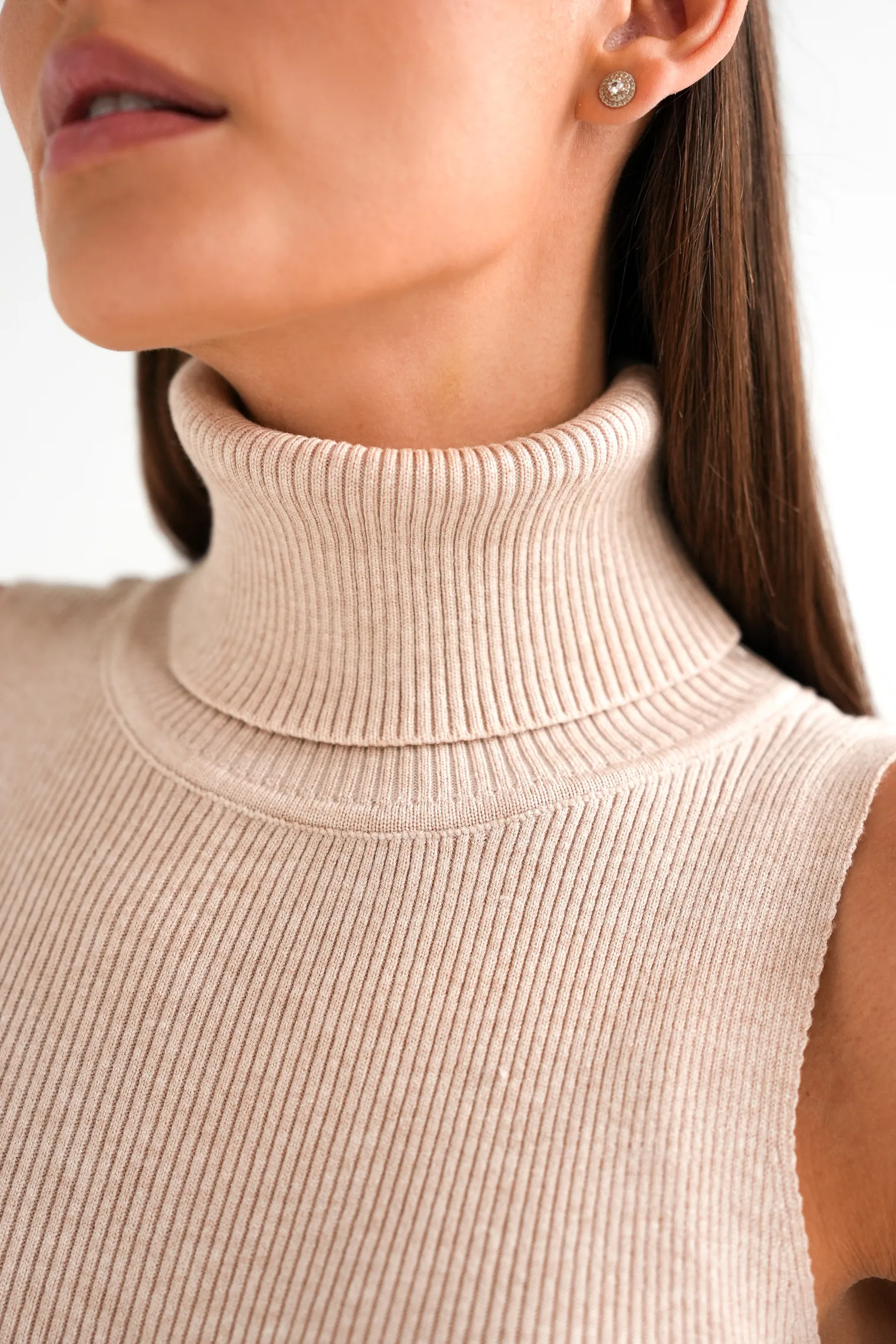 Комплект: платье, кардиган бежевого цвета фото 8