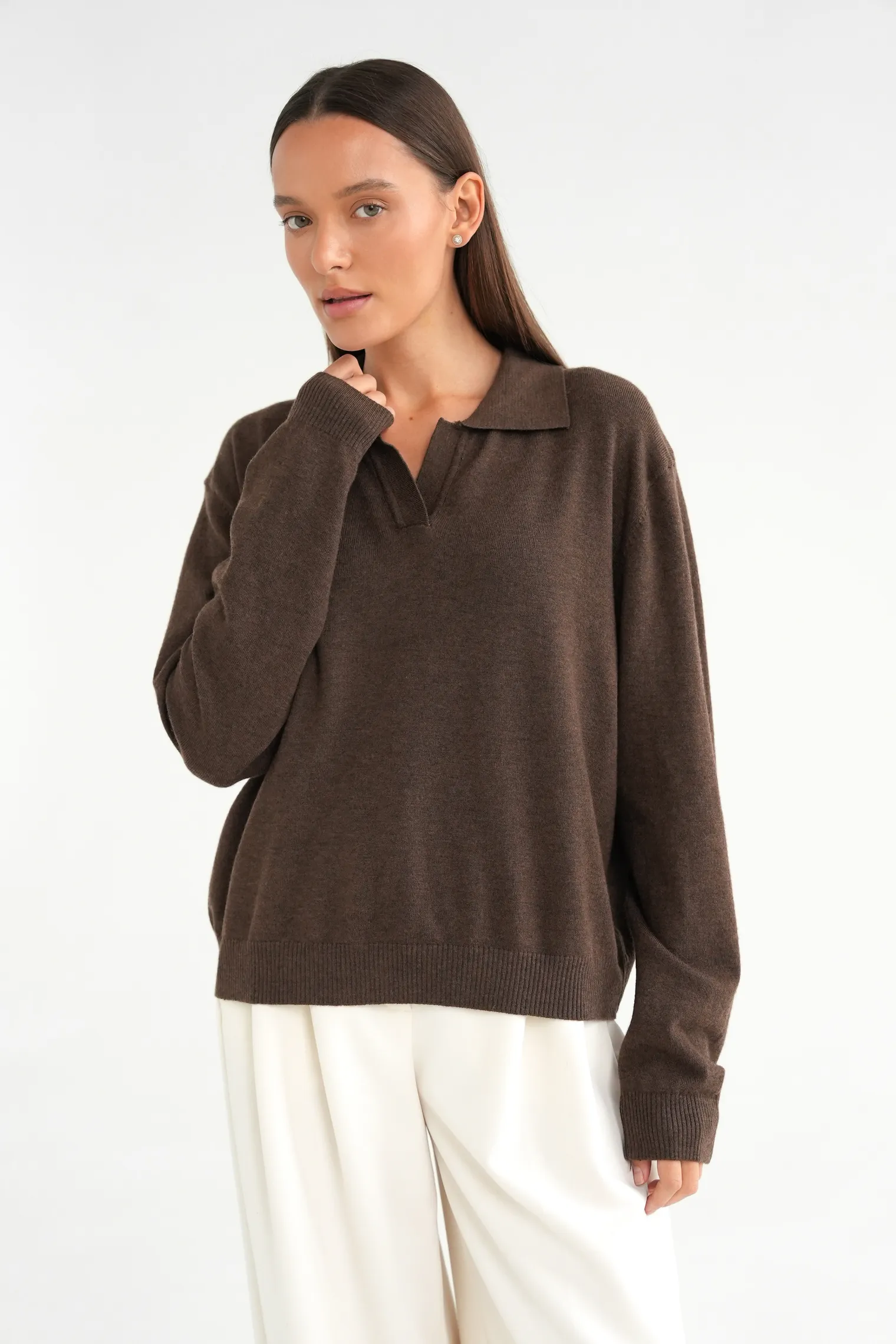 Джемпер поло мелкой вязки шоколадного цвета фото 1