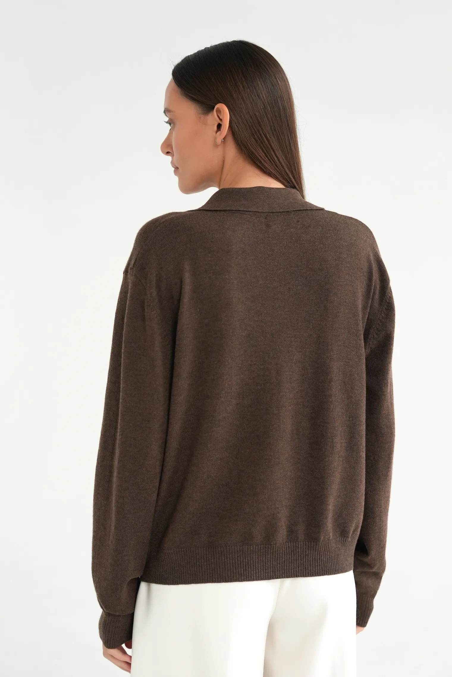 Джемпер поло мелкой вязки шоколадного цвета фото 4