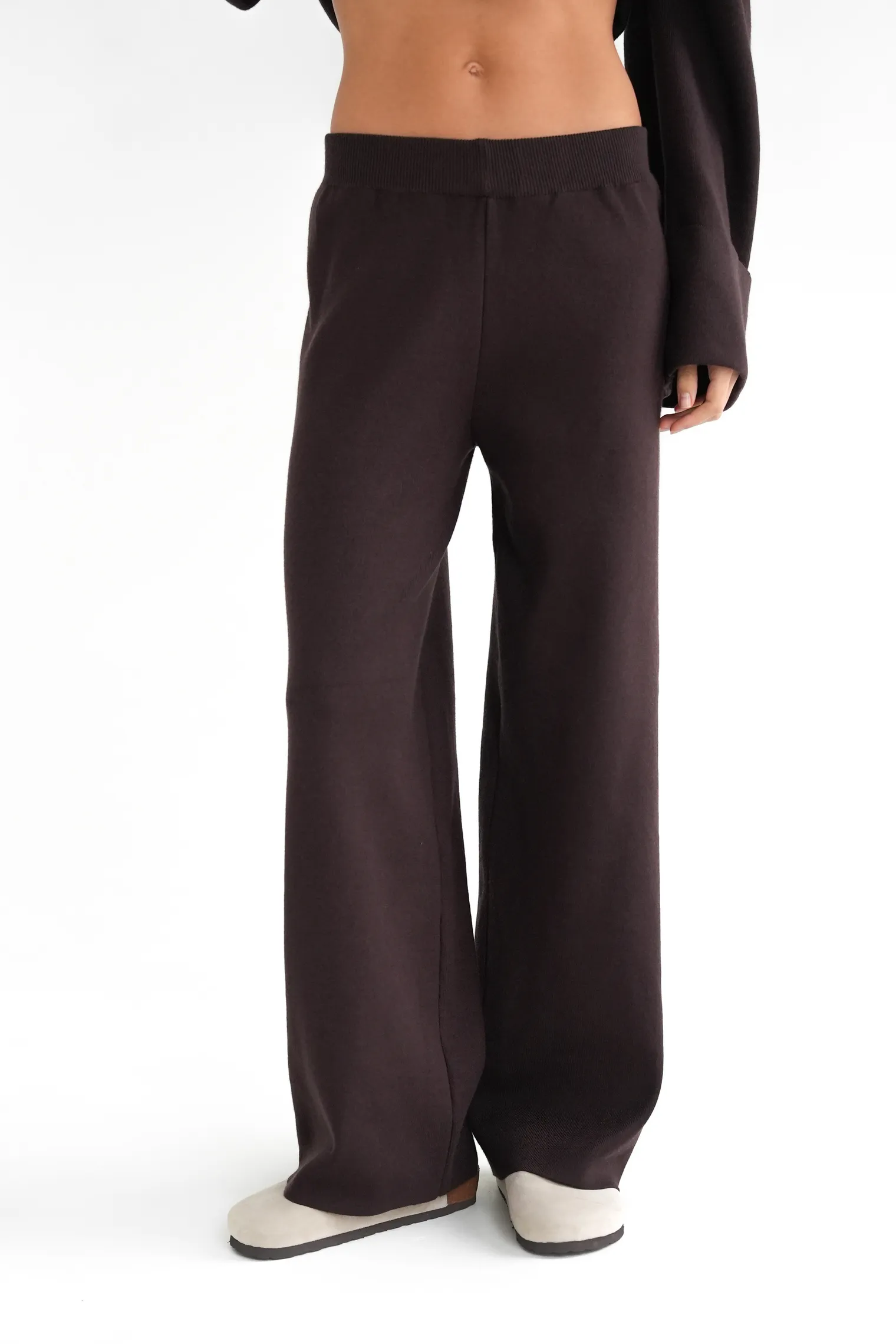 Комплект: джемпер, брюки цвета горький шоколад фото 6