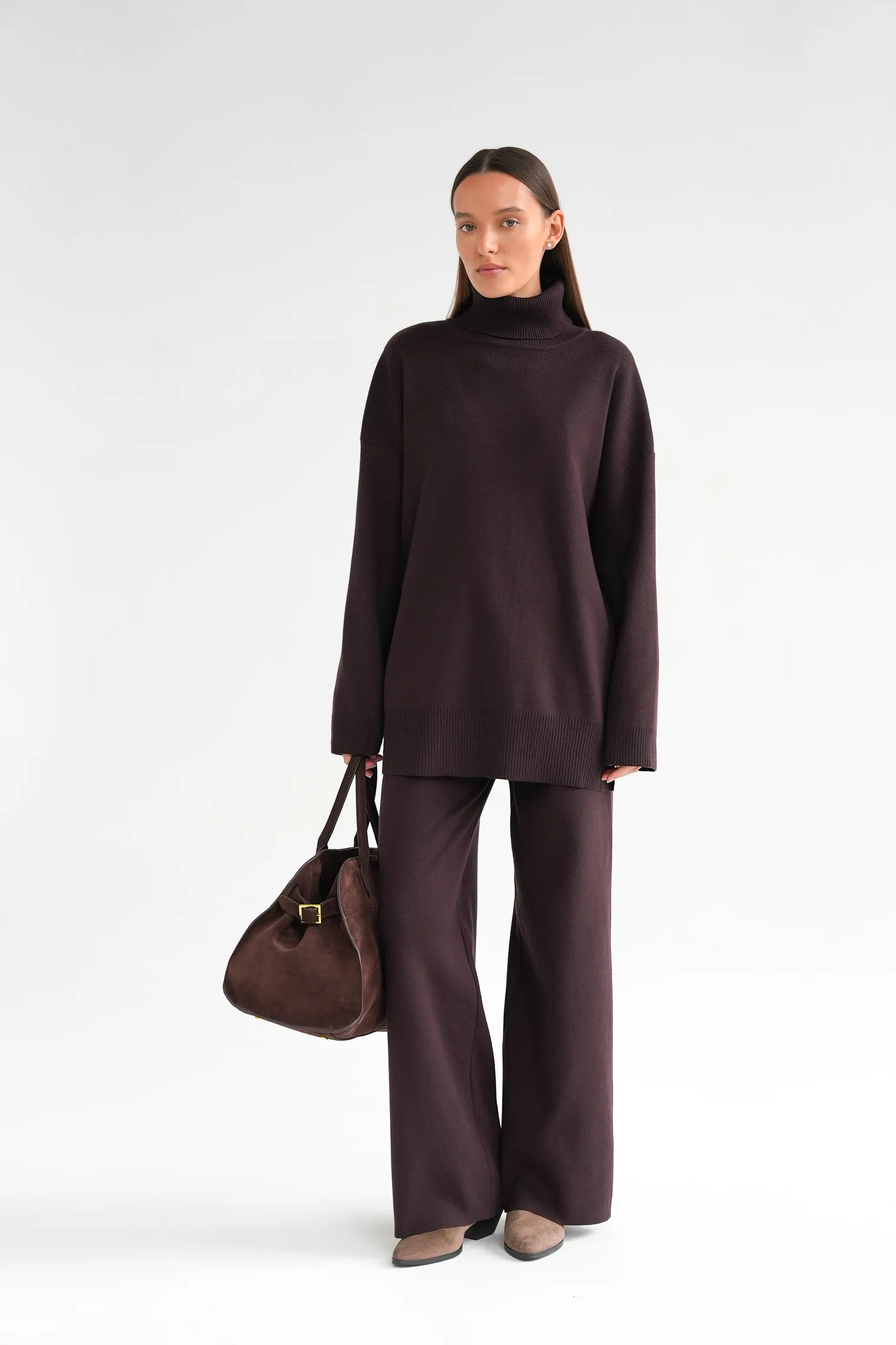 Комплект: джемпер, брюки цвета горький шоколад фото 1