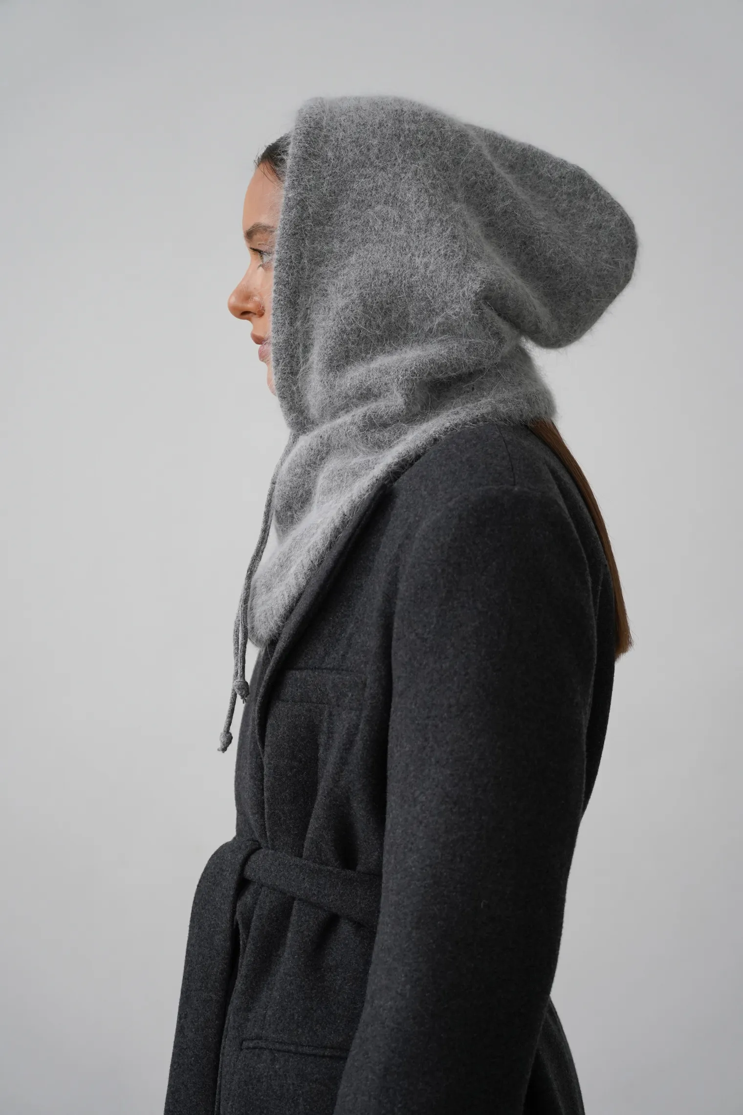 Капор из ангоры пепельного цвета фото 7