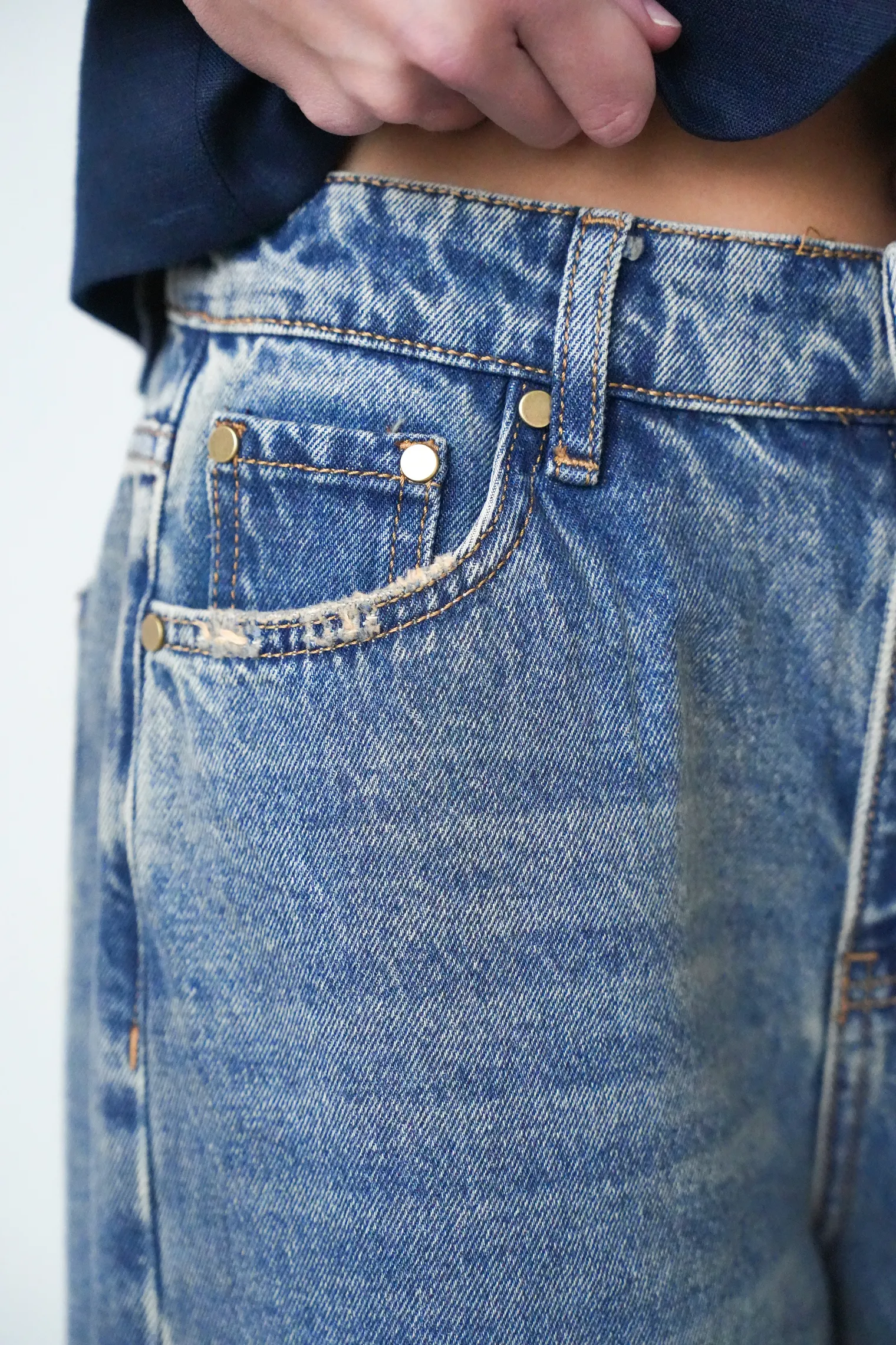 Джинсы свободного кроя в винтажном стиле синего цвета фото 6