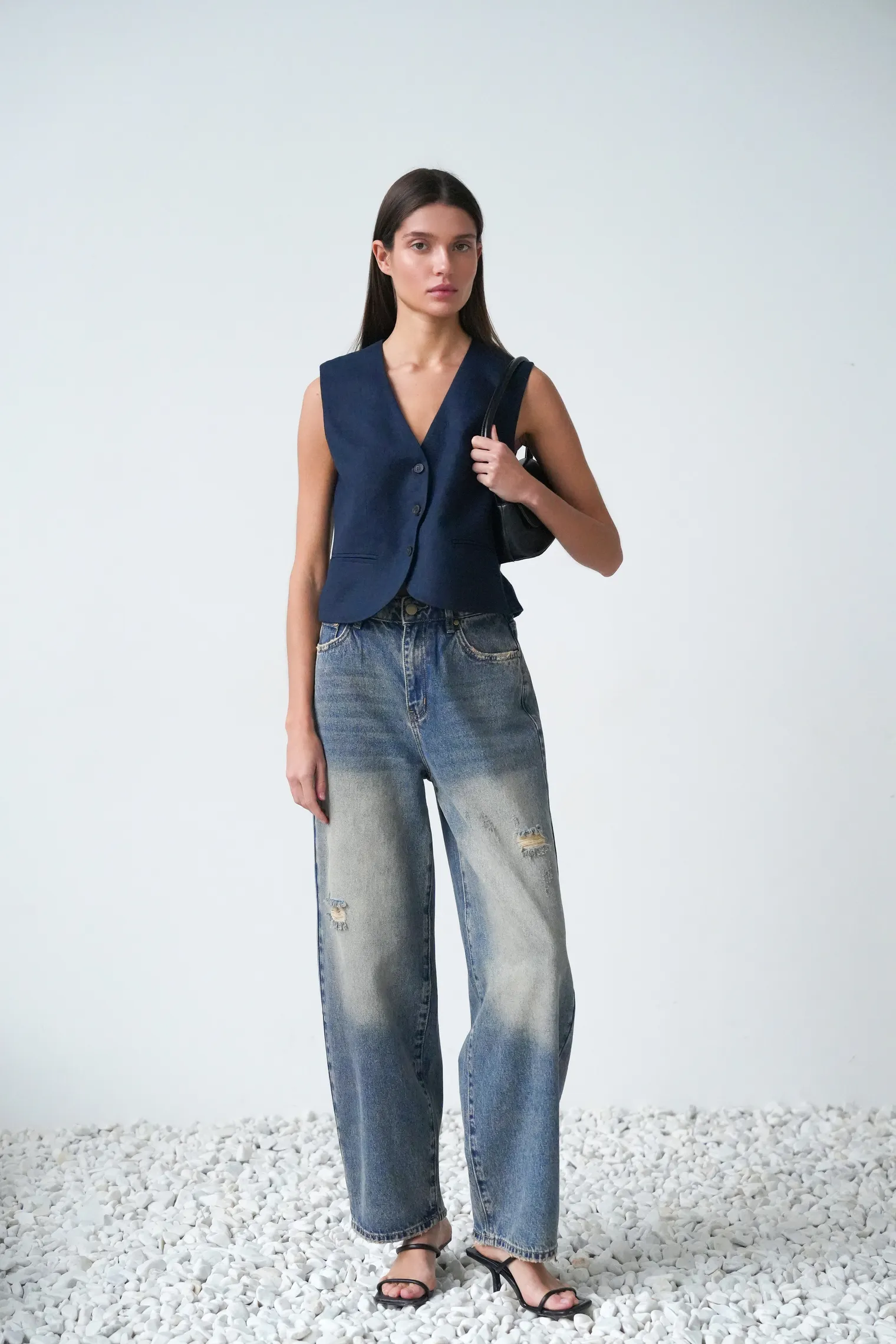 Джинсы свободного кроя в винтажном стиле синего цвета фото 2