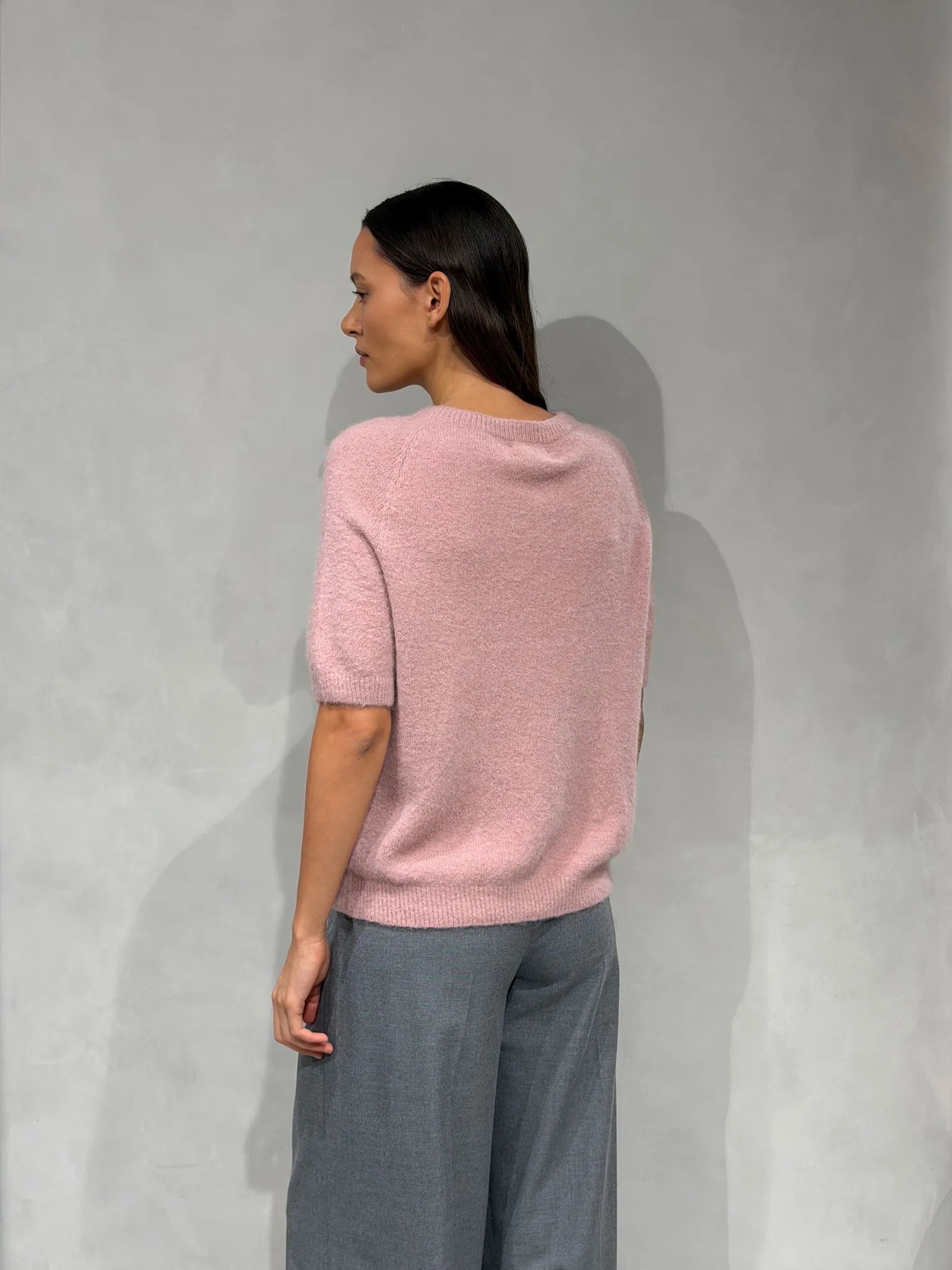 Пуловер мелкой вязки с низким воротником пыльно-розового цвета фото 5