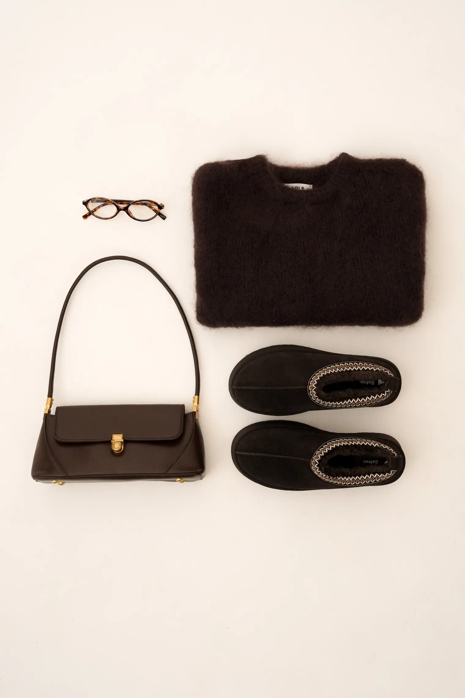 Пуловер мелкой вязки с низким воротником цвета горький шоколад фото 3