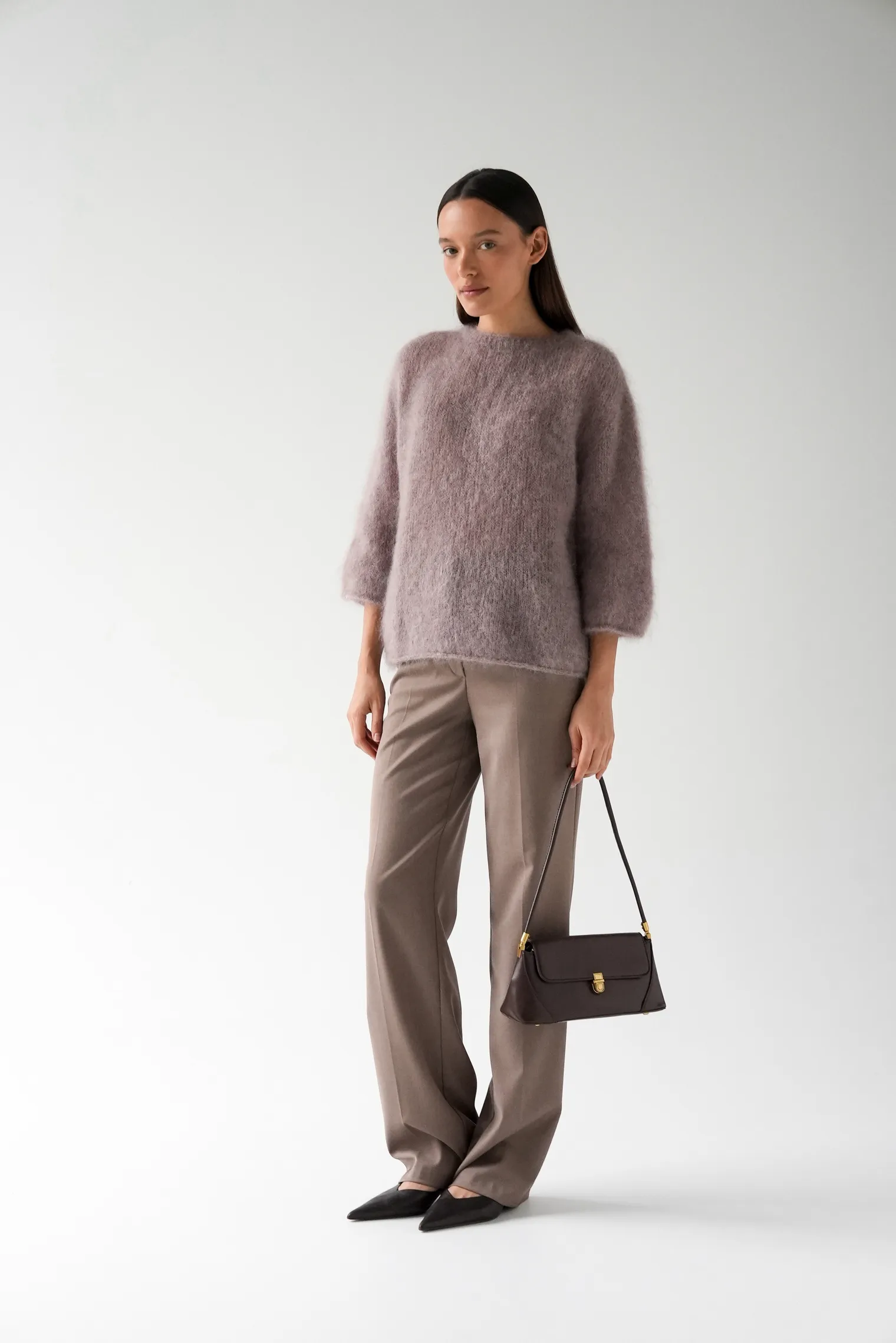 Пуловер мелкой вязки с низким воротником кофейного цвета фото 9