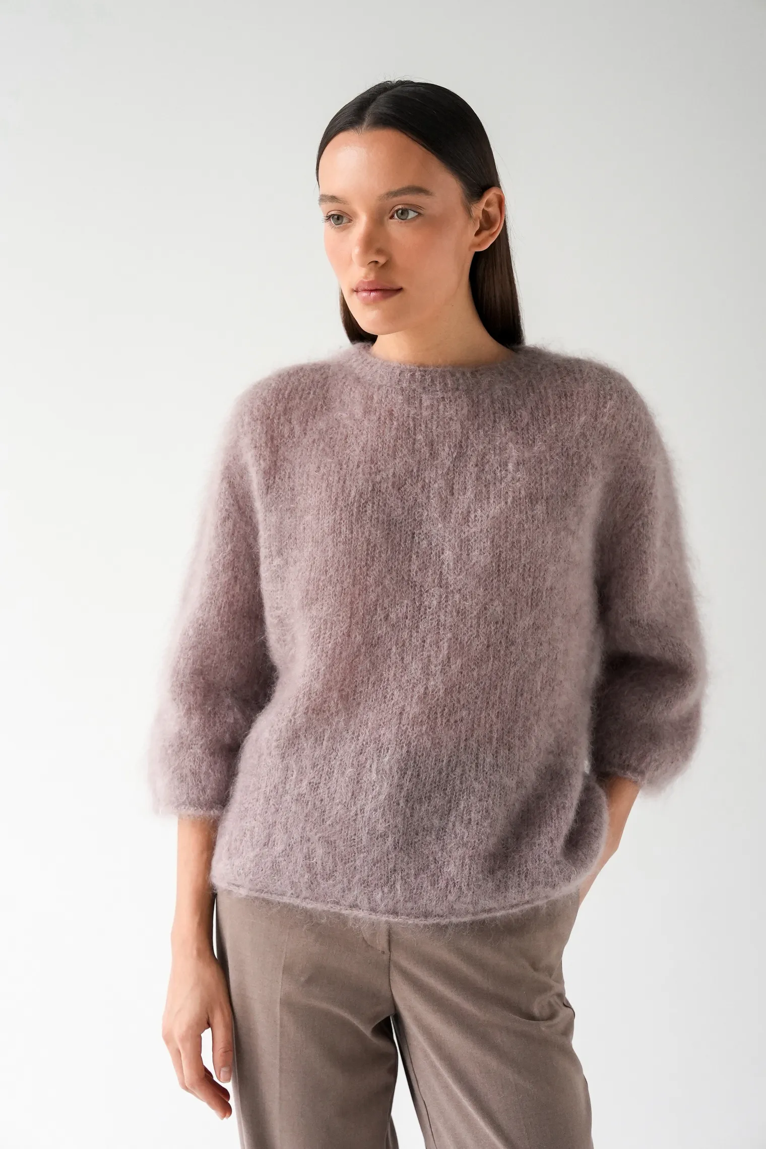 Пуловер мелкой вязки с низким воротником кофейного цвета фото 8