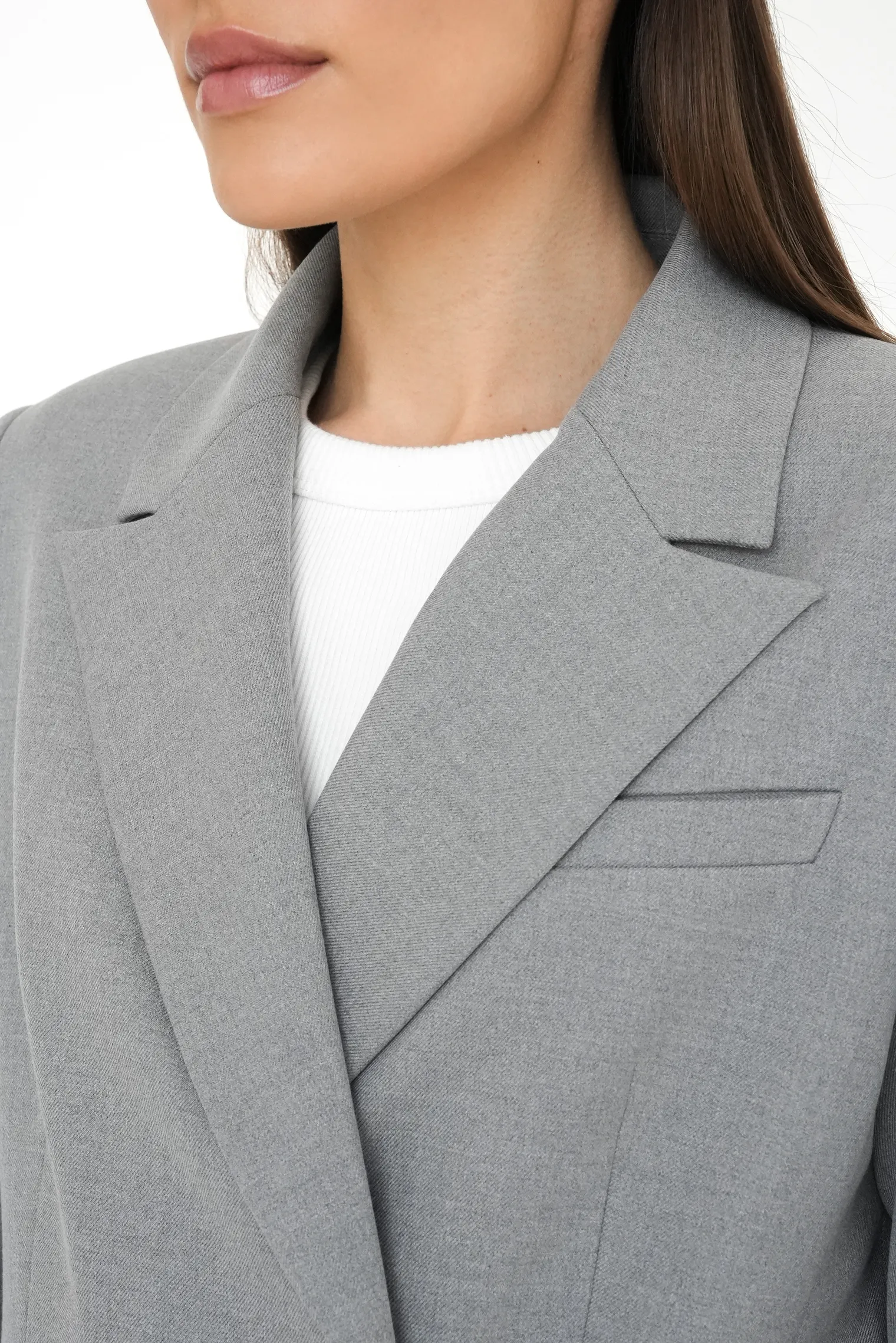 Двубортный приталенный жакет пепельного цвета фото 8