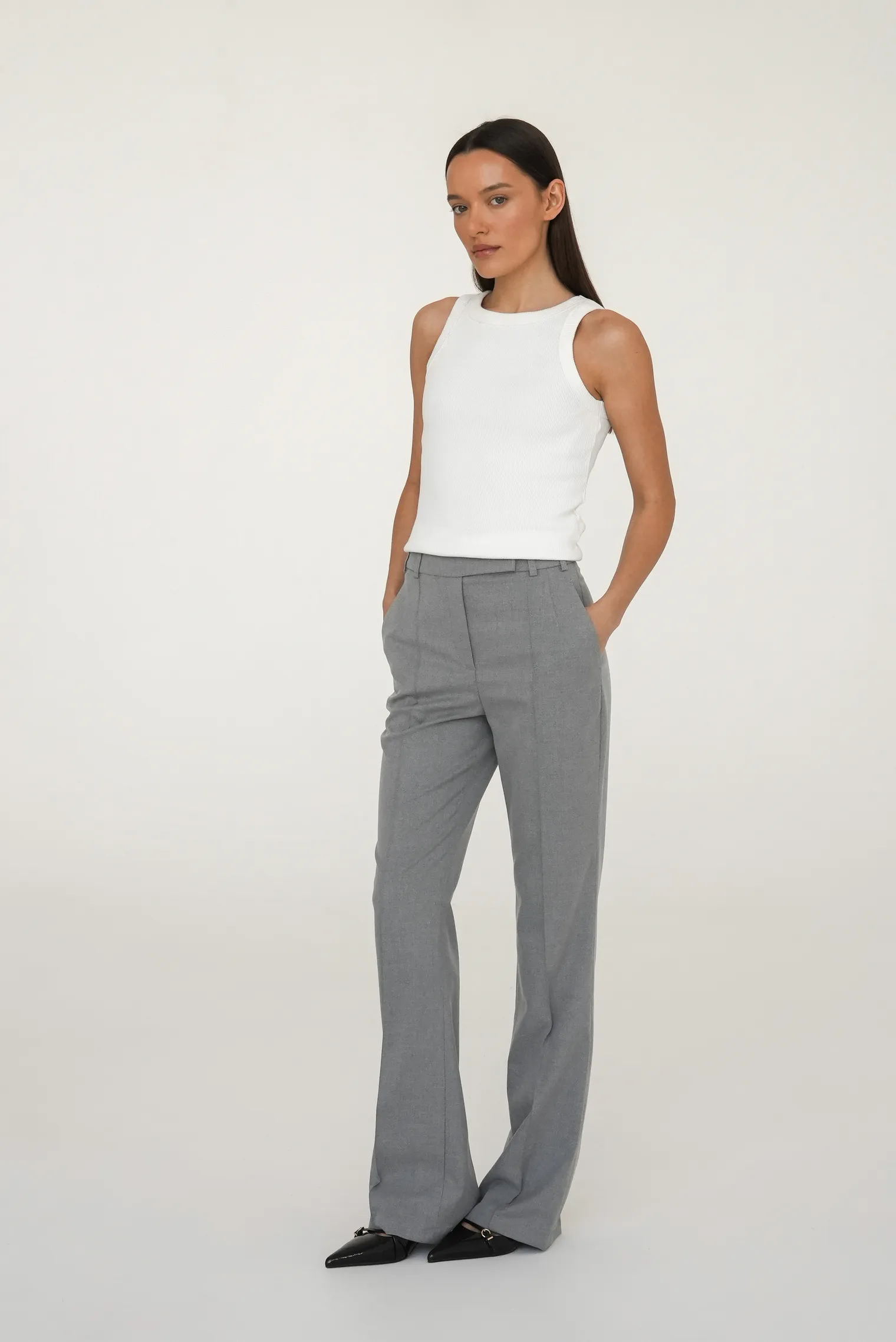 Брюки со стрелками с завышенной талией пепельного цвета фото 5