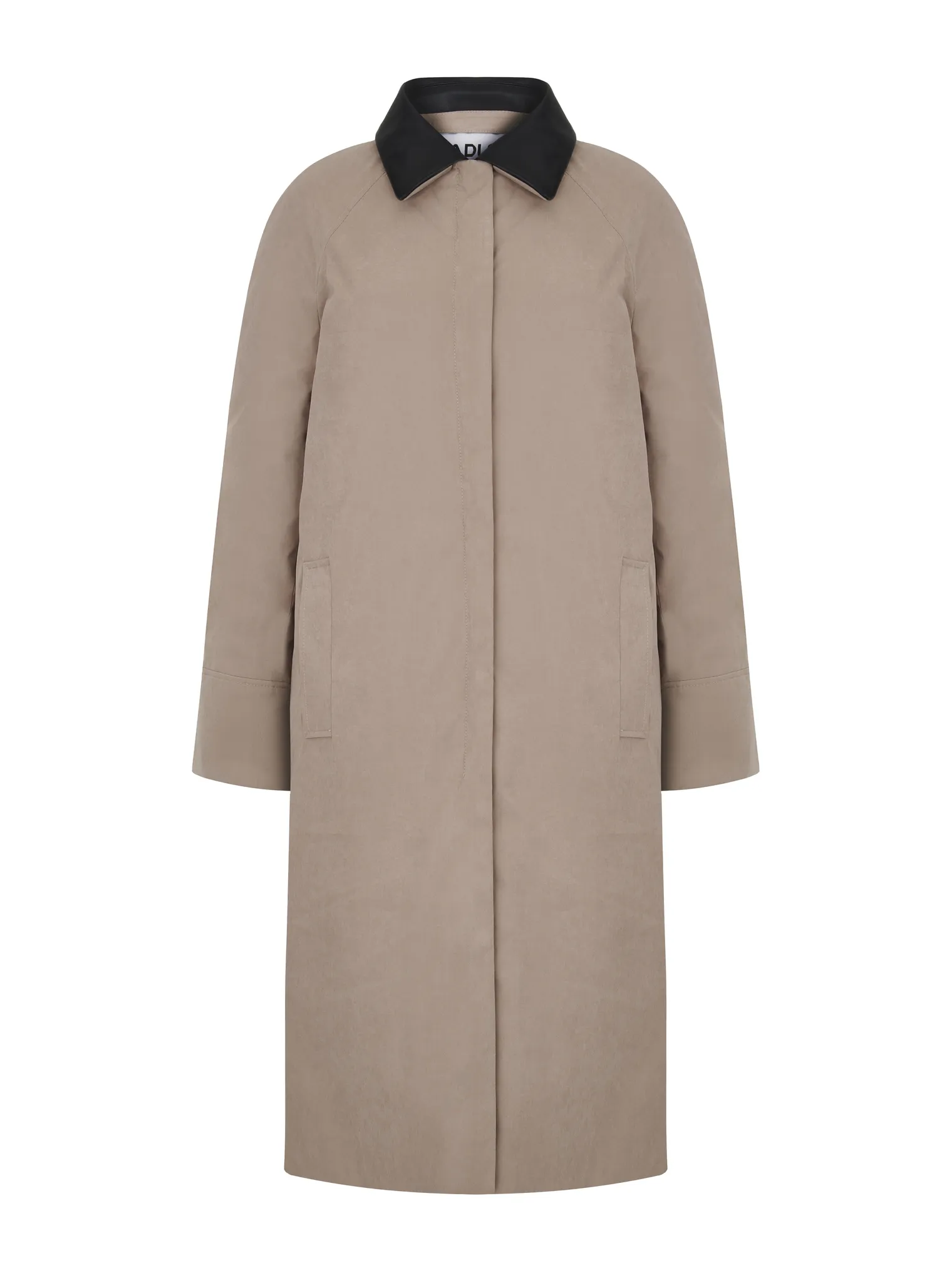 Утеплённый плащ прямого кроя бежевого цвета фото 14