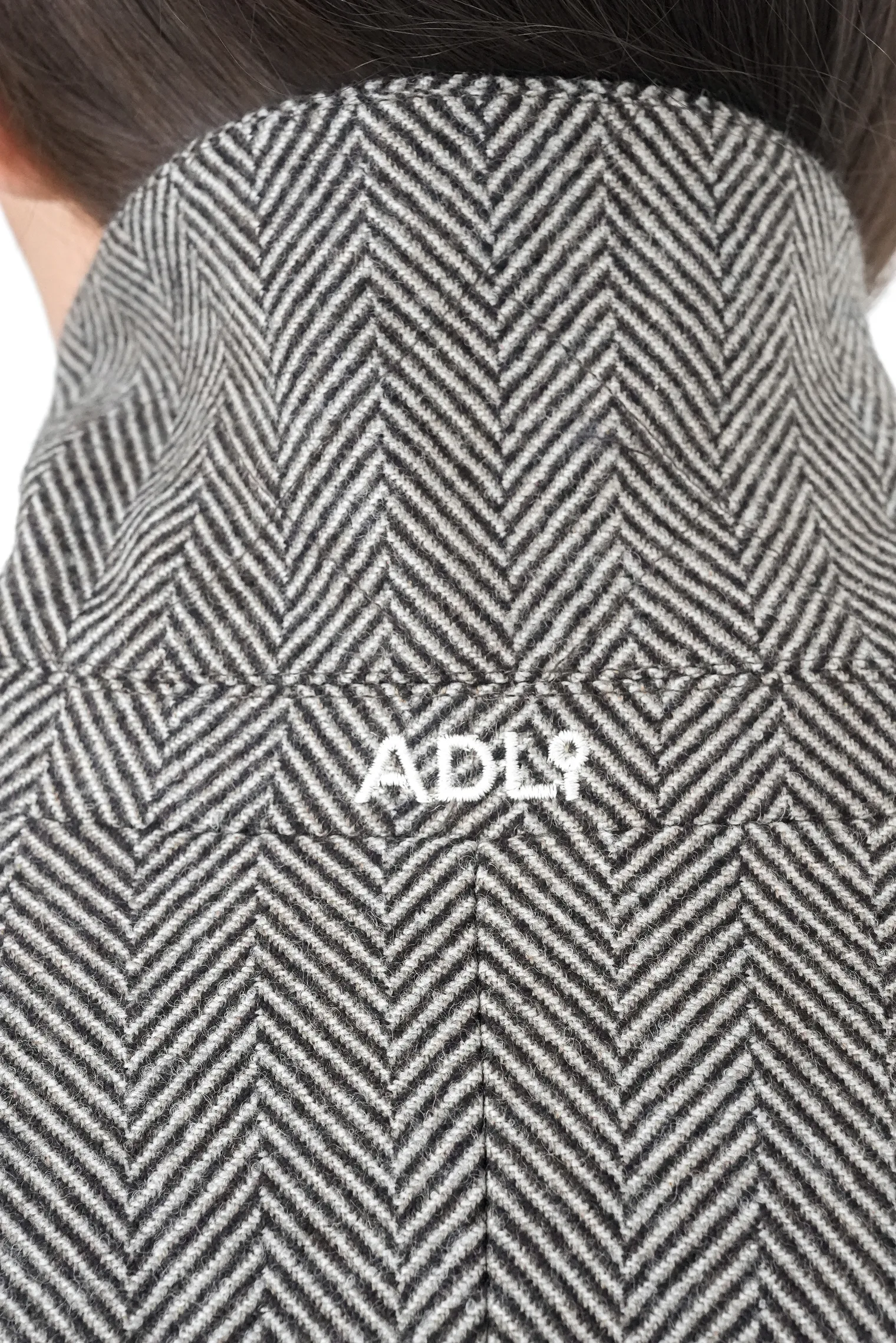 Пальто двубортное с втачным рукавом, с поясом в ёлочку шоколадного цвета фото 13