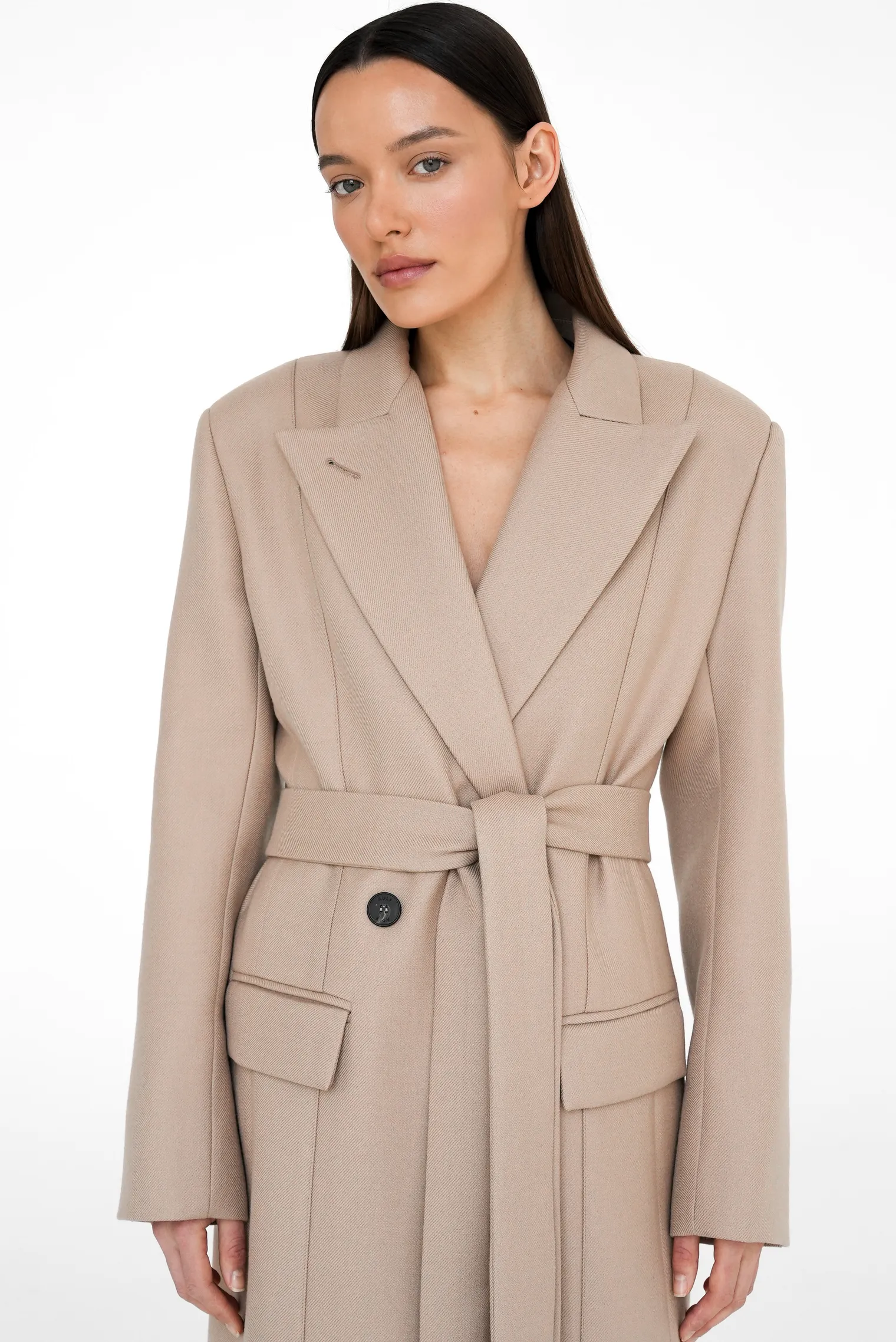 Пальто двубортное приталенное бежевого цвета фото 7