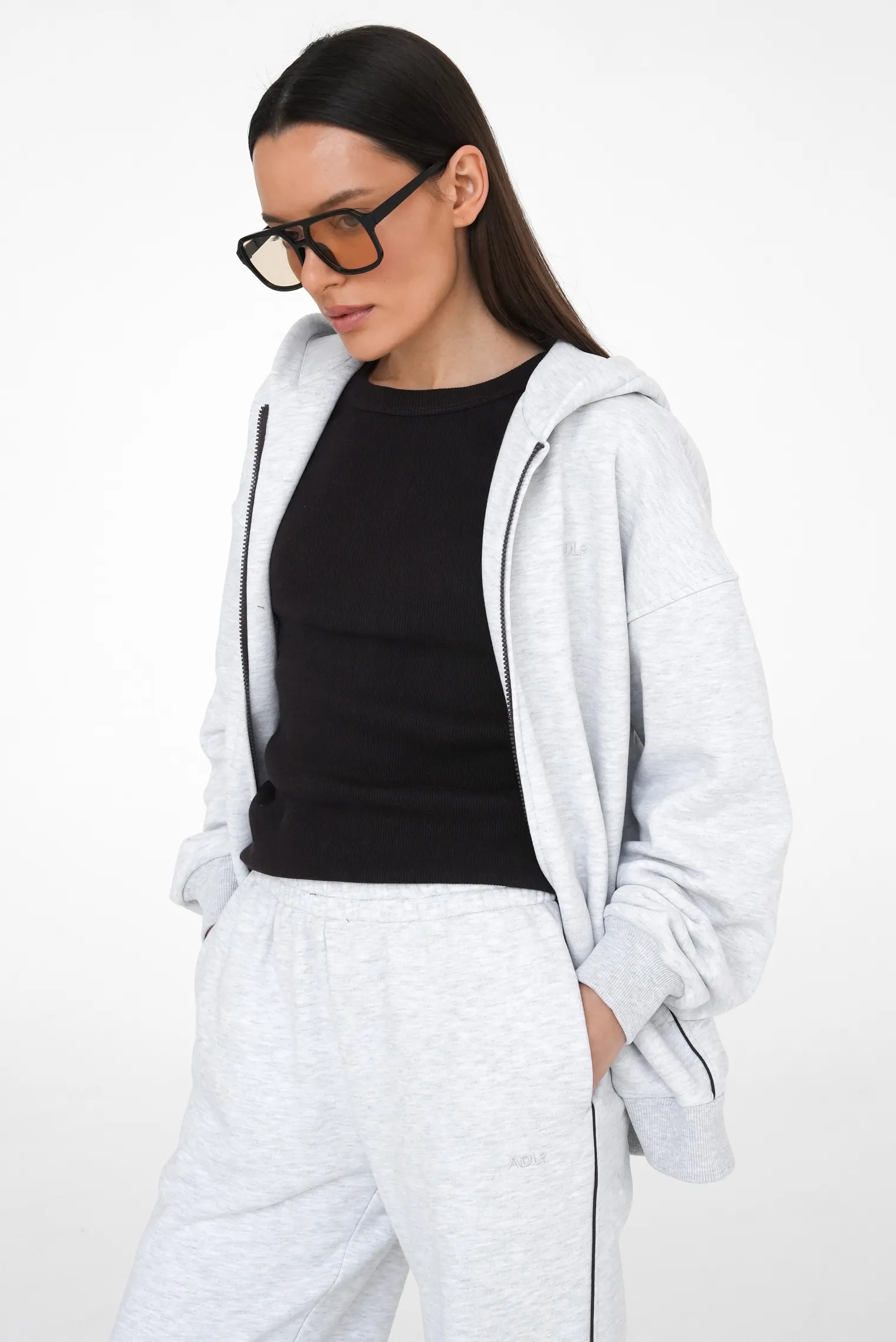 Худи из плотного хлопка на молнии в цвете серый меланж фото 12