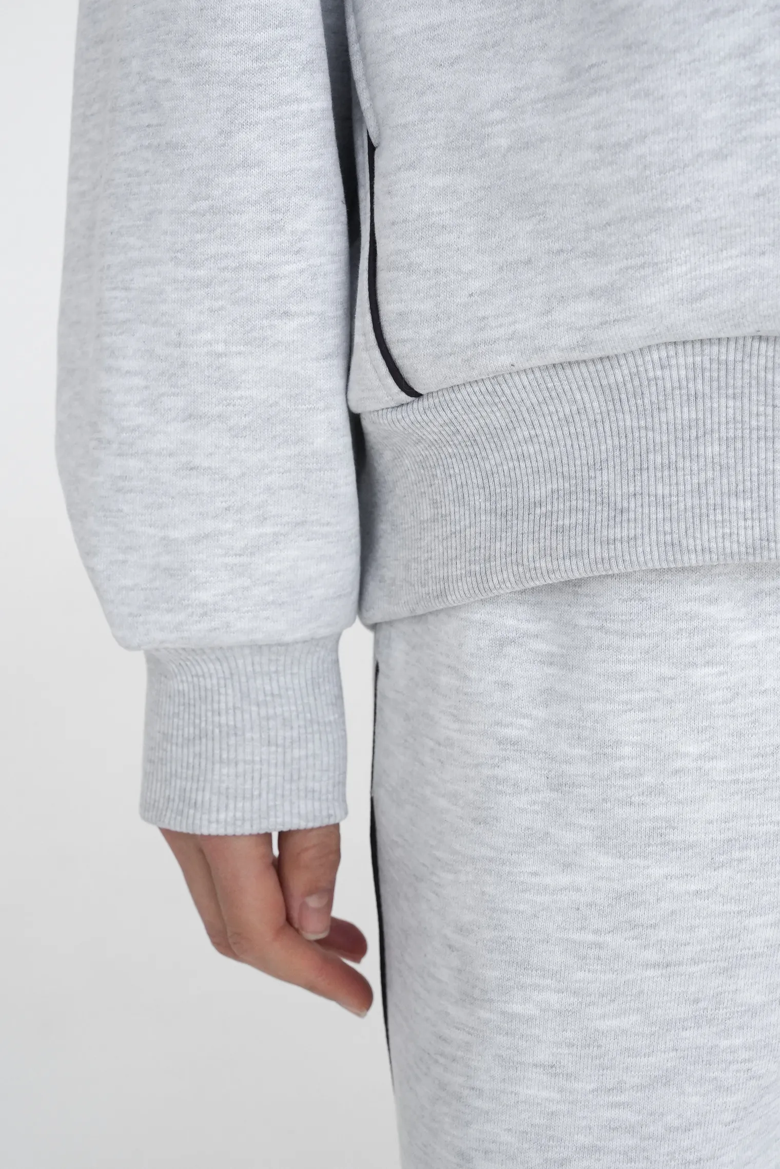 Худи из плотного хлопка на молнии в цвете серый меланж фото 9