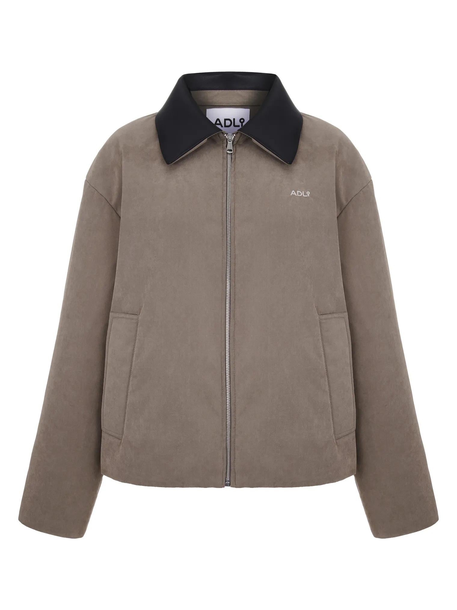 Бомбер прямого кроя со съёмным воротником цвета полынь фото 14