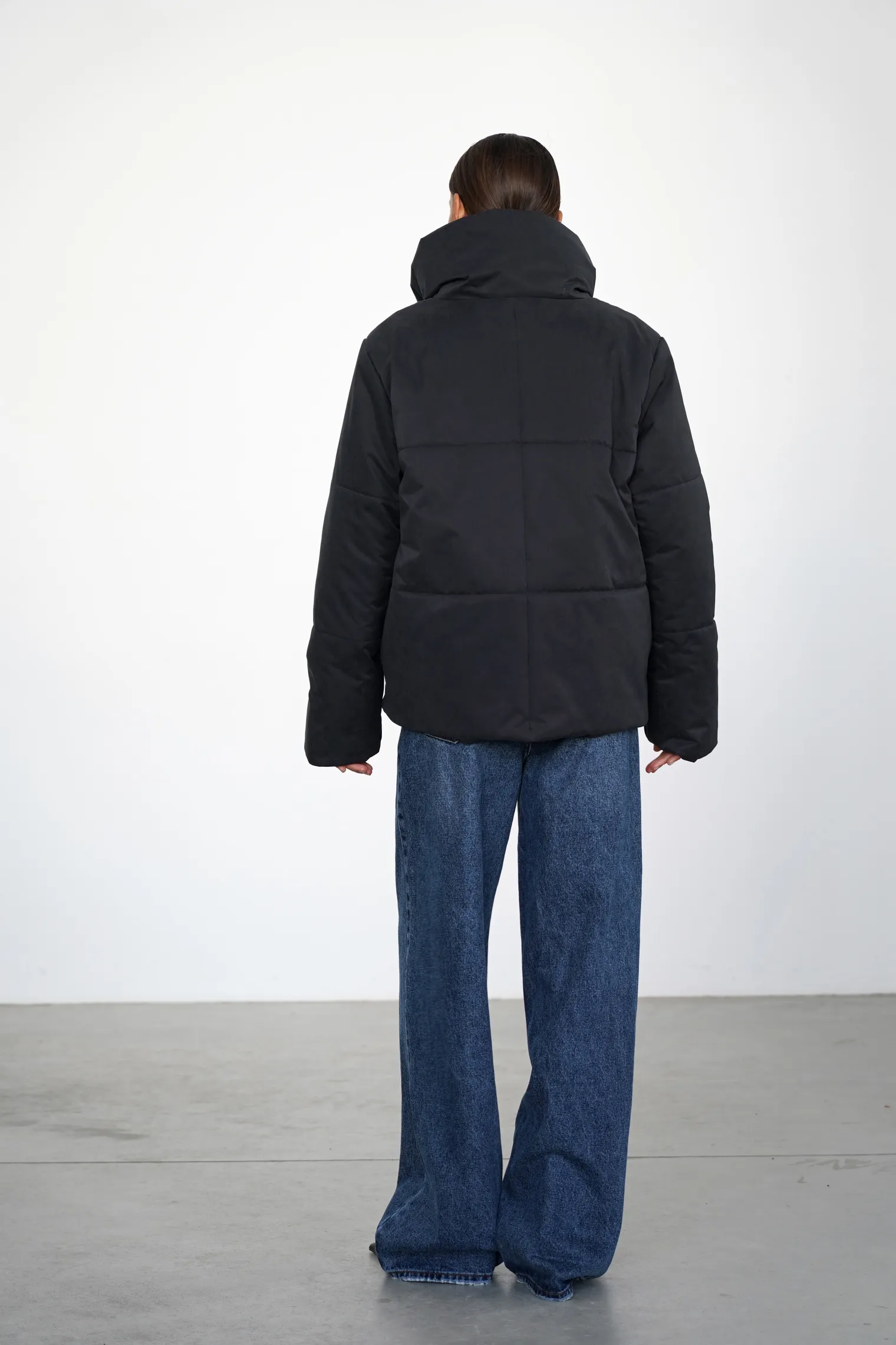 Куртка утепленная чёрного цвета фото 4