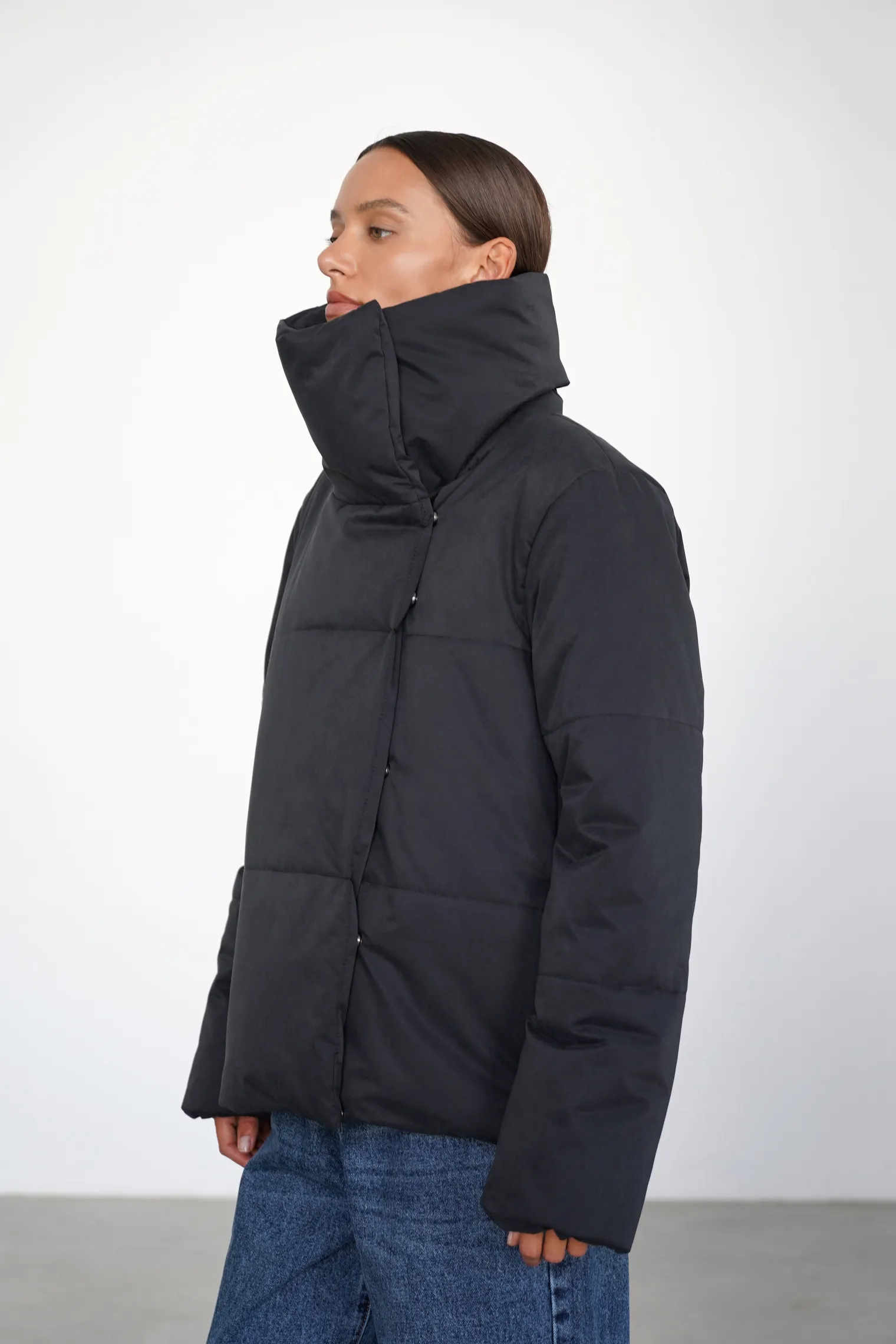 Куртка утепленная чёрного цвета фото 5