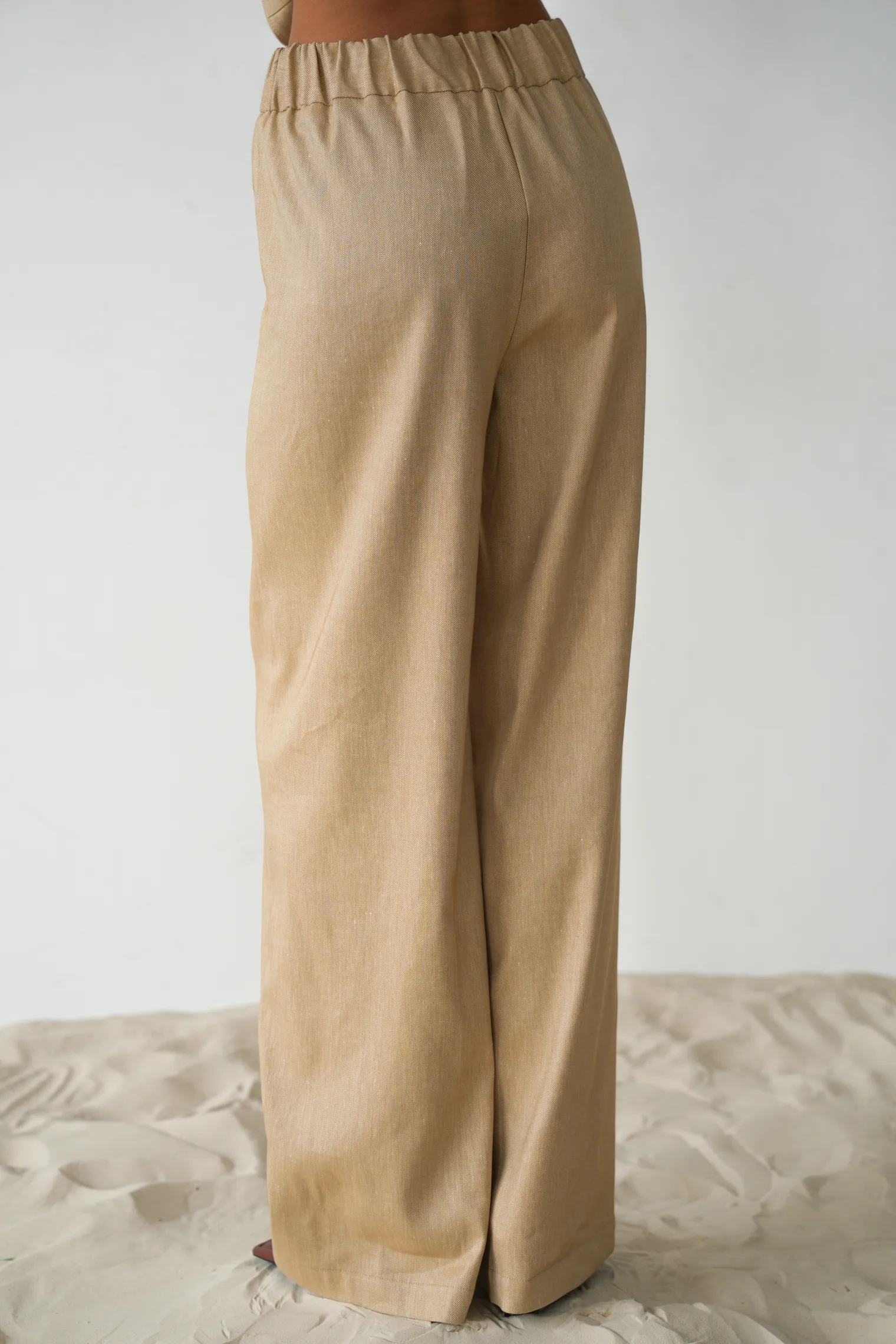 Брюки прямого кроя бежевого цвета фото 4