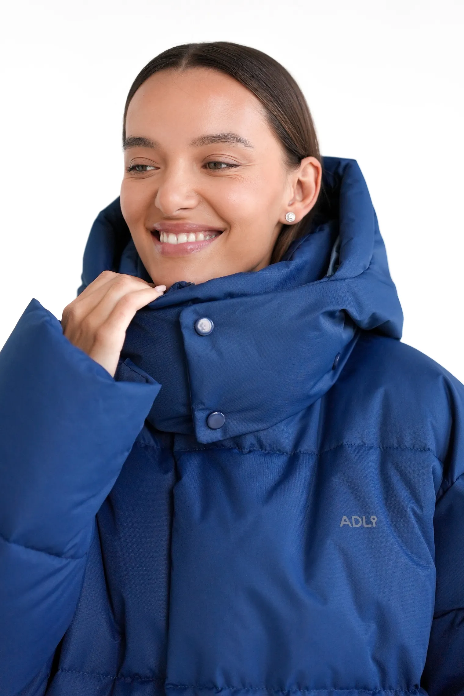 Пуховик стёганый с капюшоном цвета деним фото 4