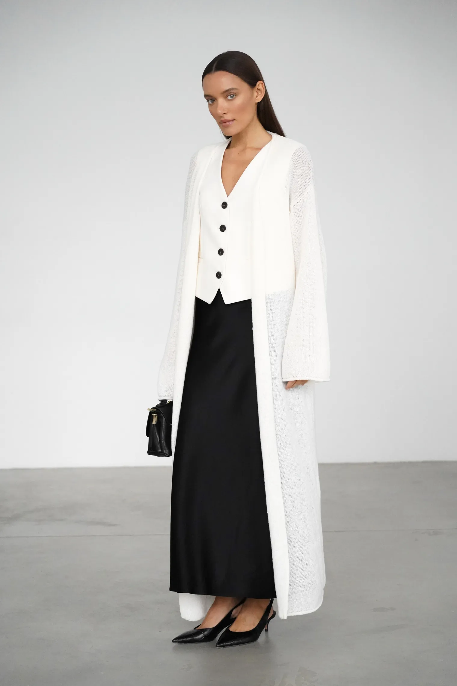 Кардиган миди ажурной вязки цвета тофу фото 1