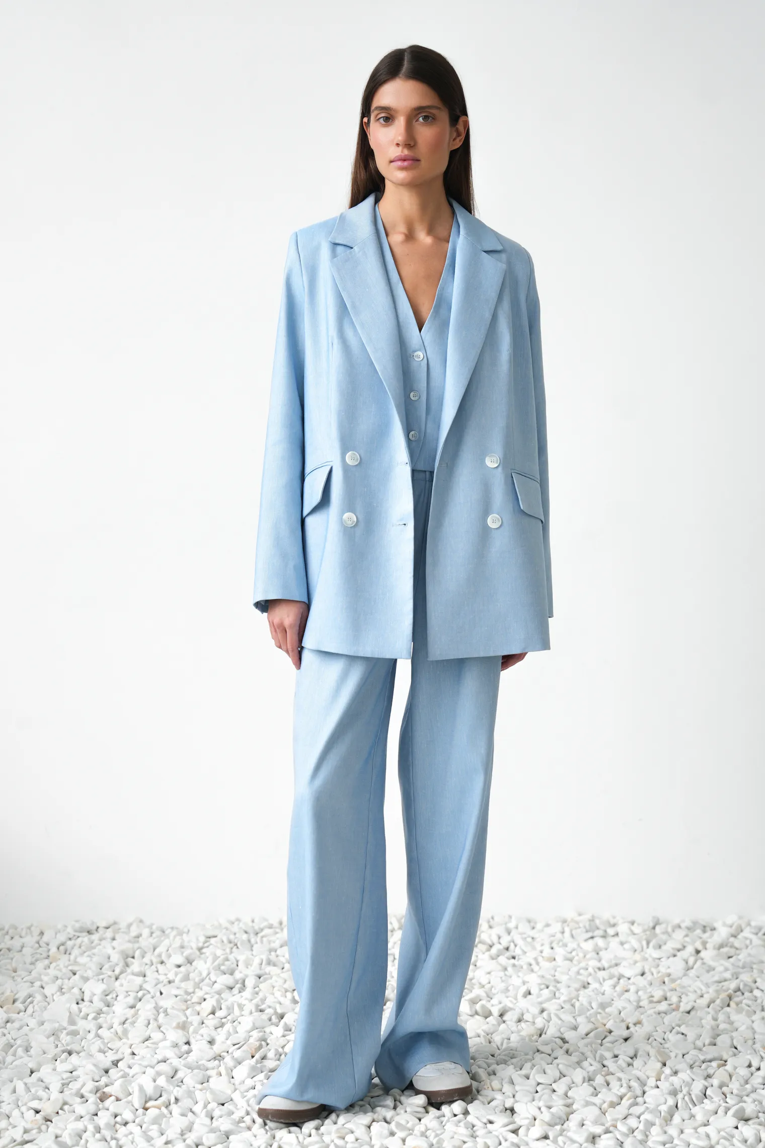 Жакет двубортный изо льна голубого цвета фото 5