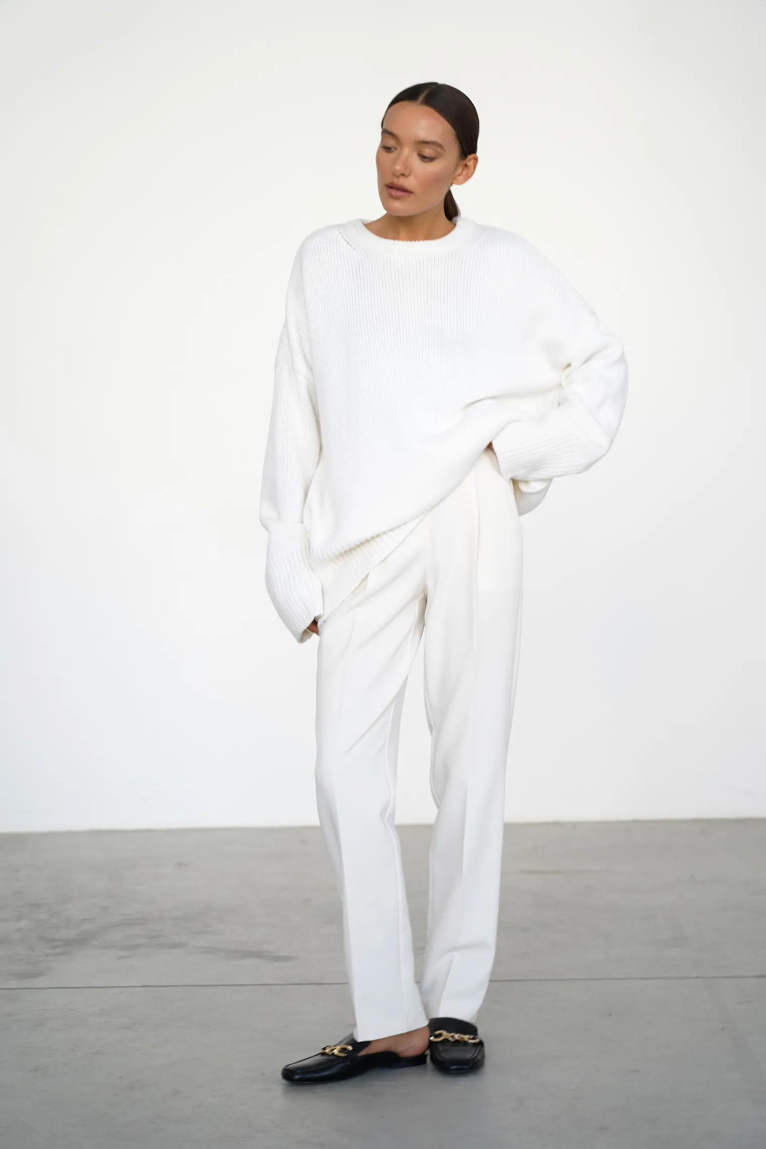 Брюки с завышенной талией цвета тофу фото 1