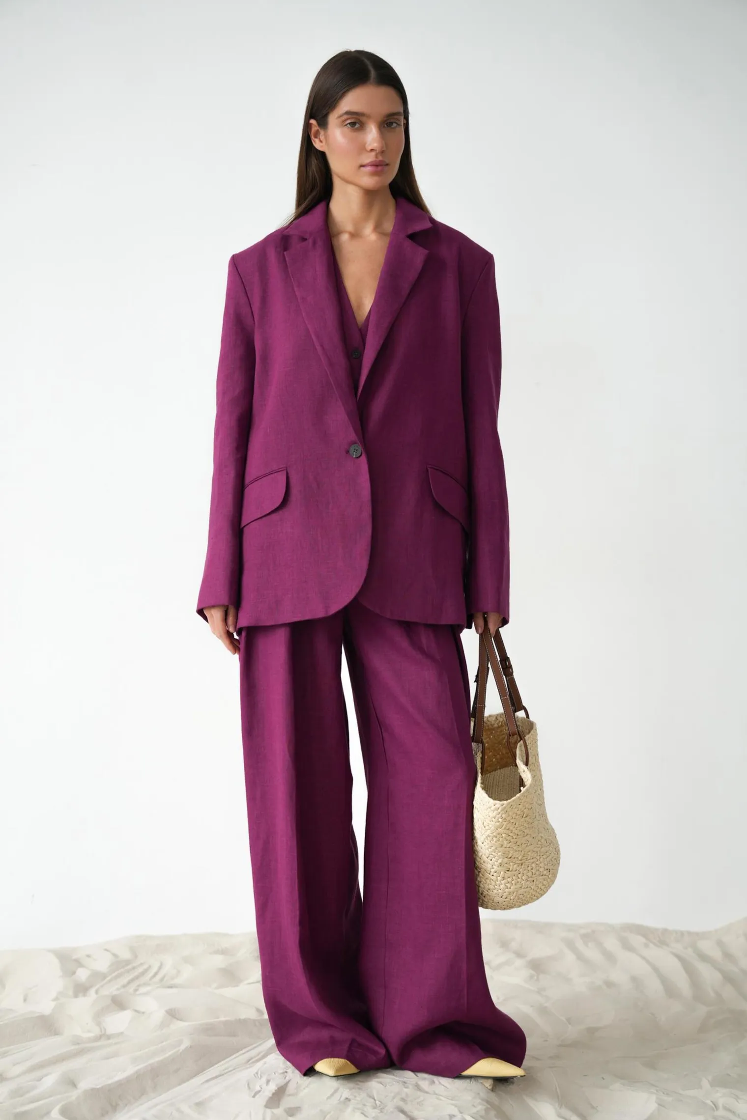 Однобортный жакет свободного кроя с карманами изо льна сливового цвета фото 2