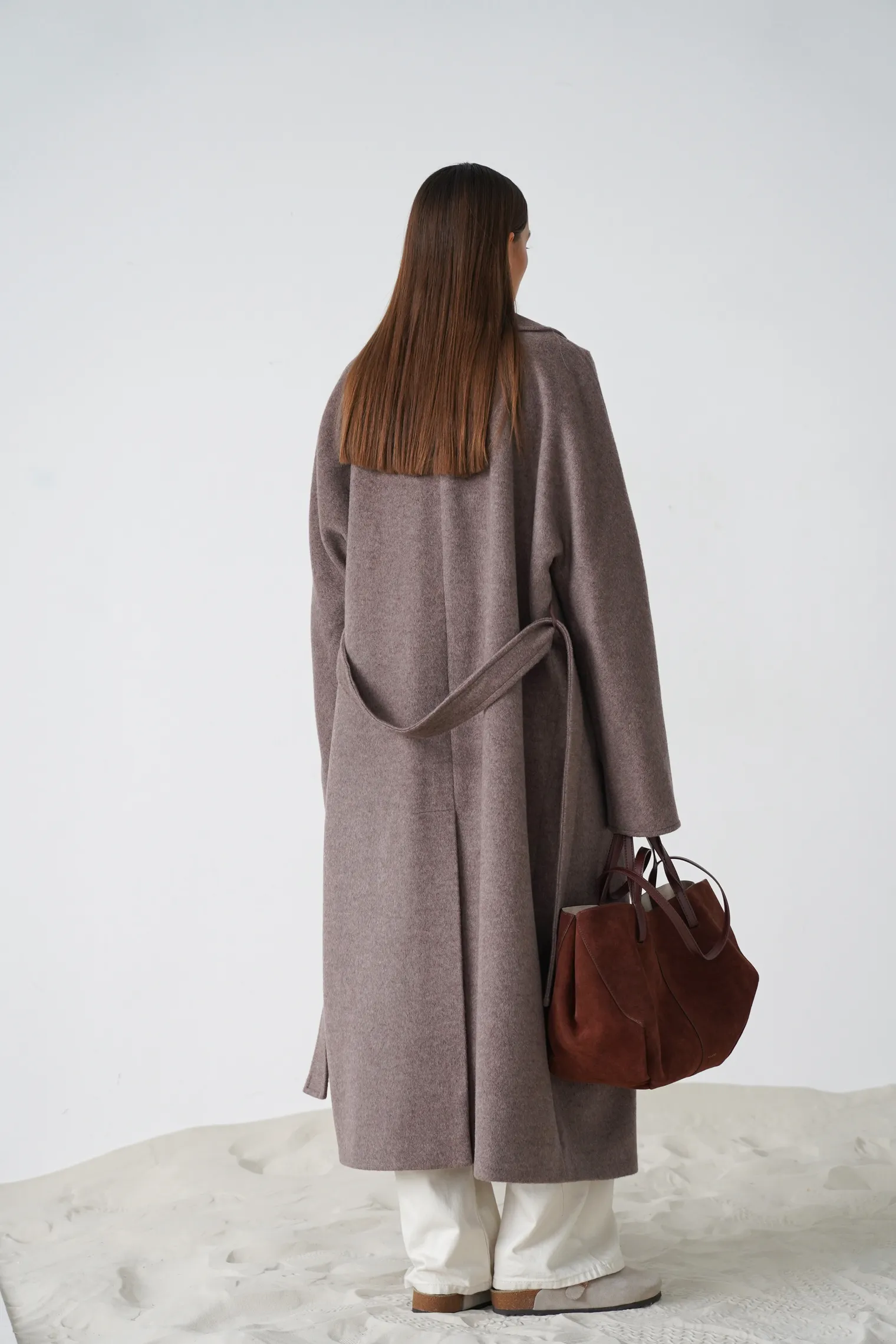 Пальто-халат с цельнокройным рукавом кофейного цвета фото 4