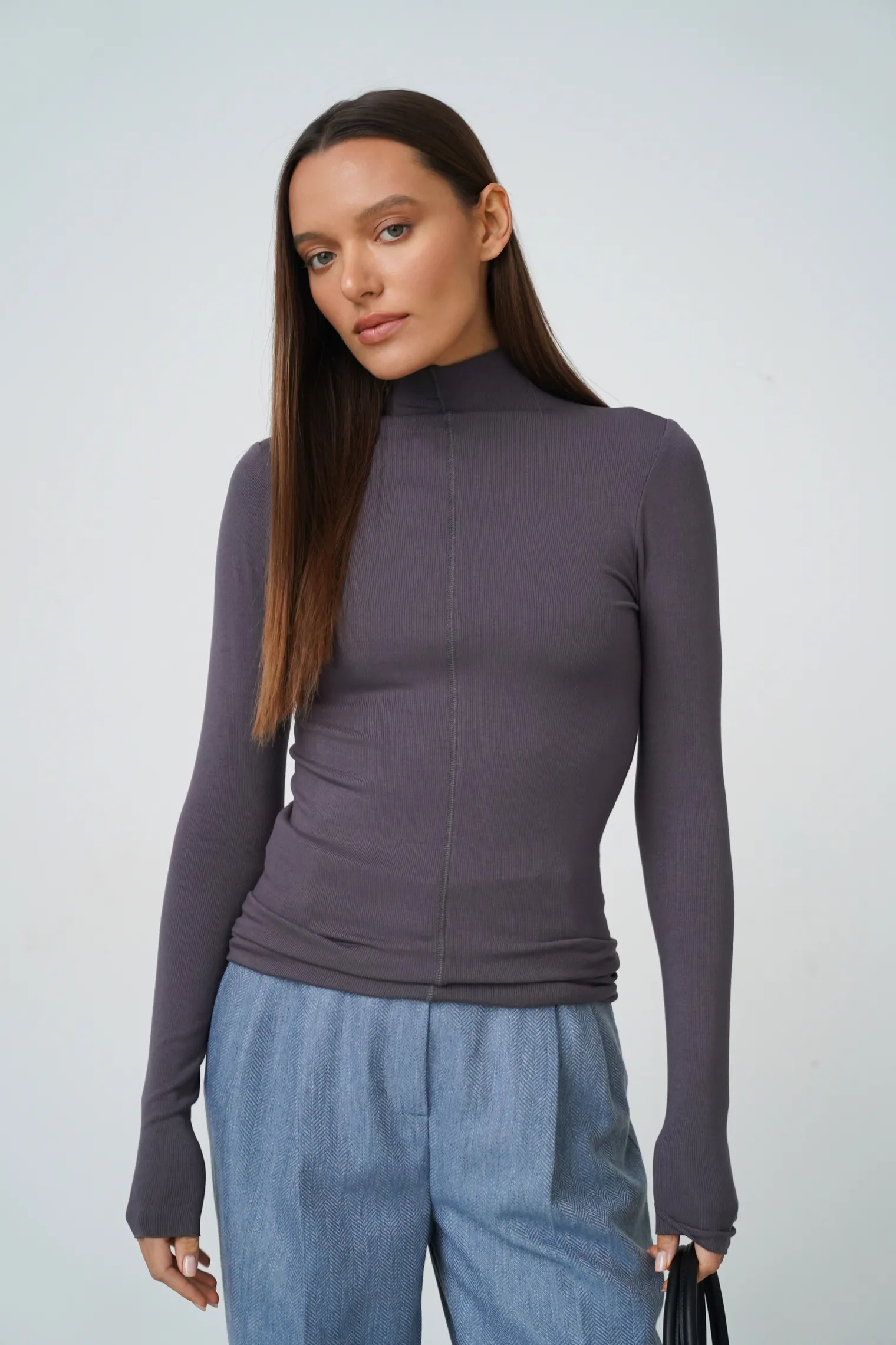 Водолазка в рубчик графитового цвета фото 1