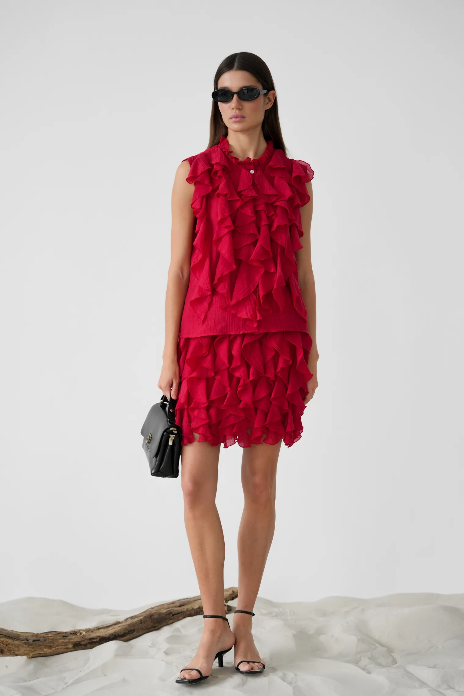 Блуза из жатой ткани красного цвета фото 3