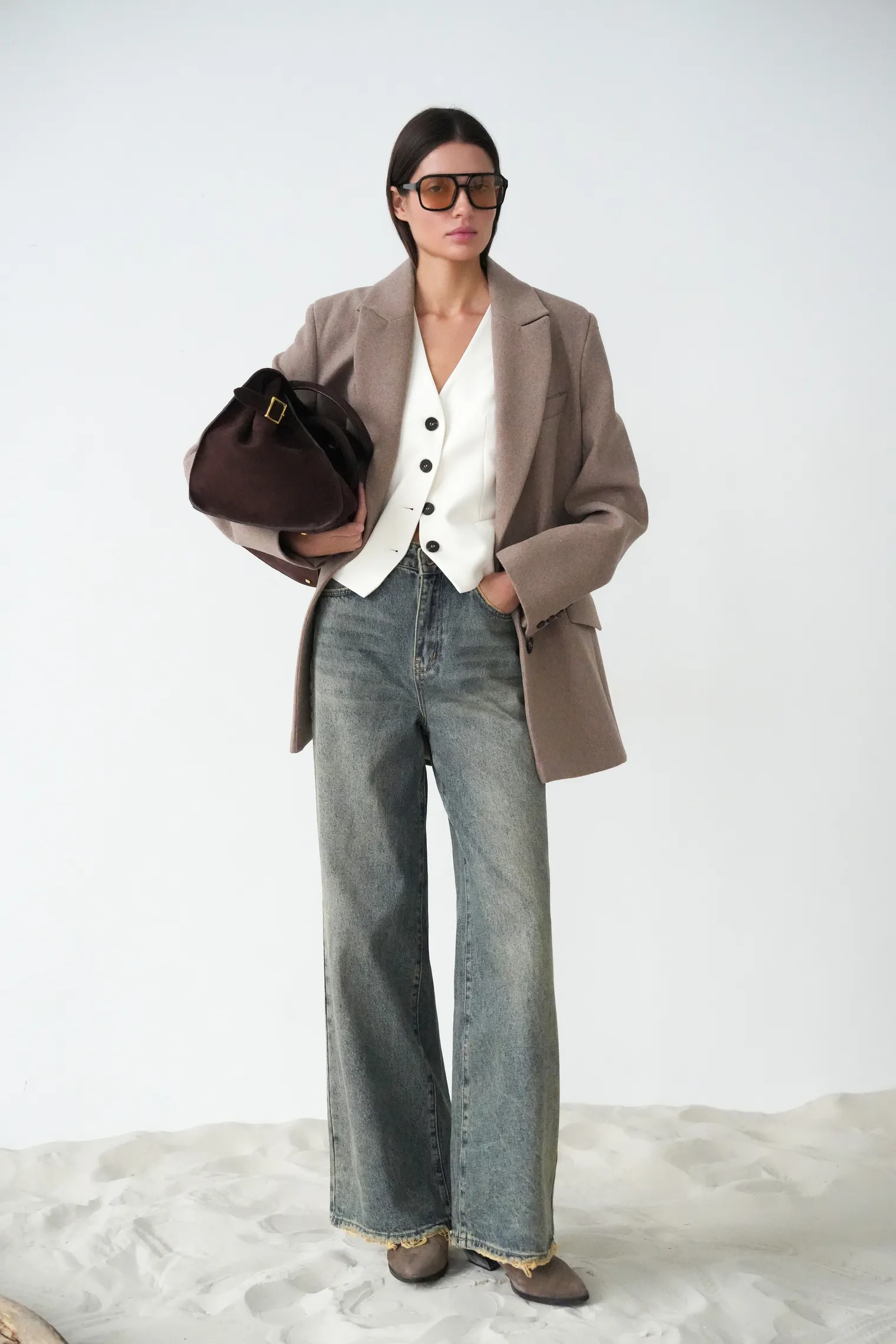 Пальто-жакет однобортное бежевого цвета фото 5