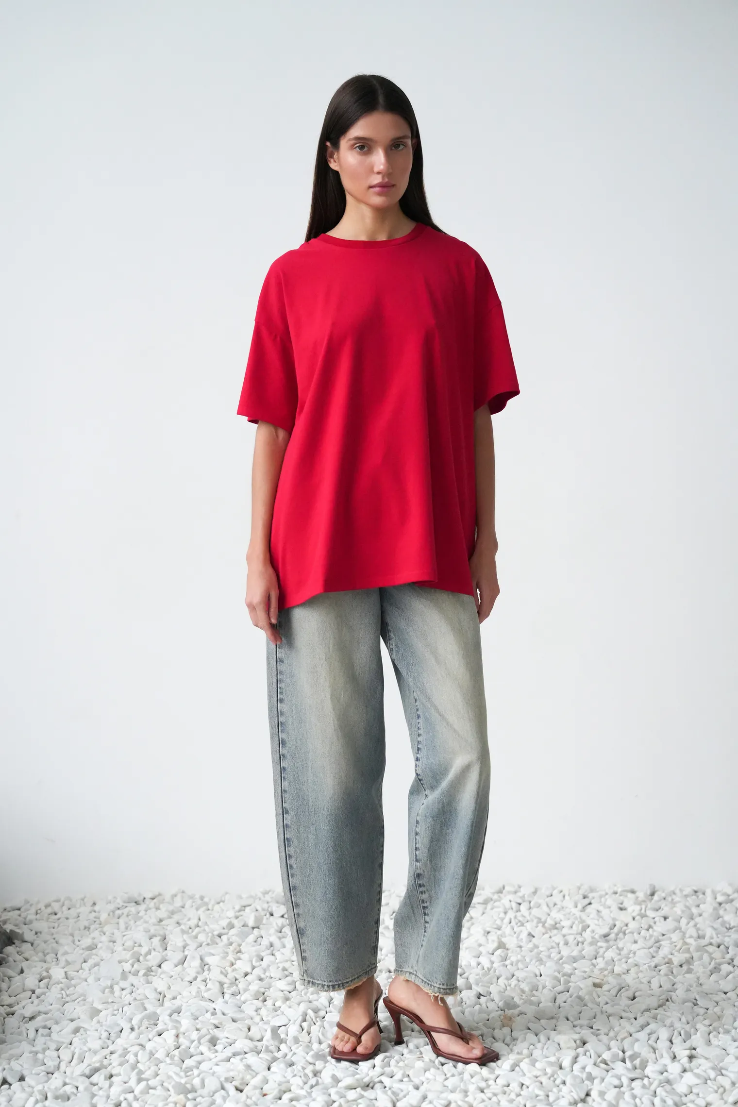 Джинсы свободного кроя в винтажном стиле голубого цвета фото 3