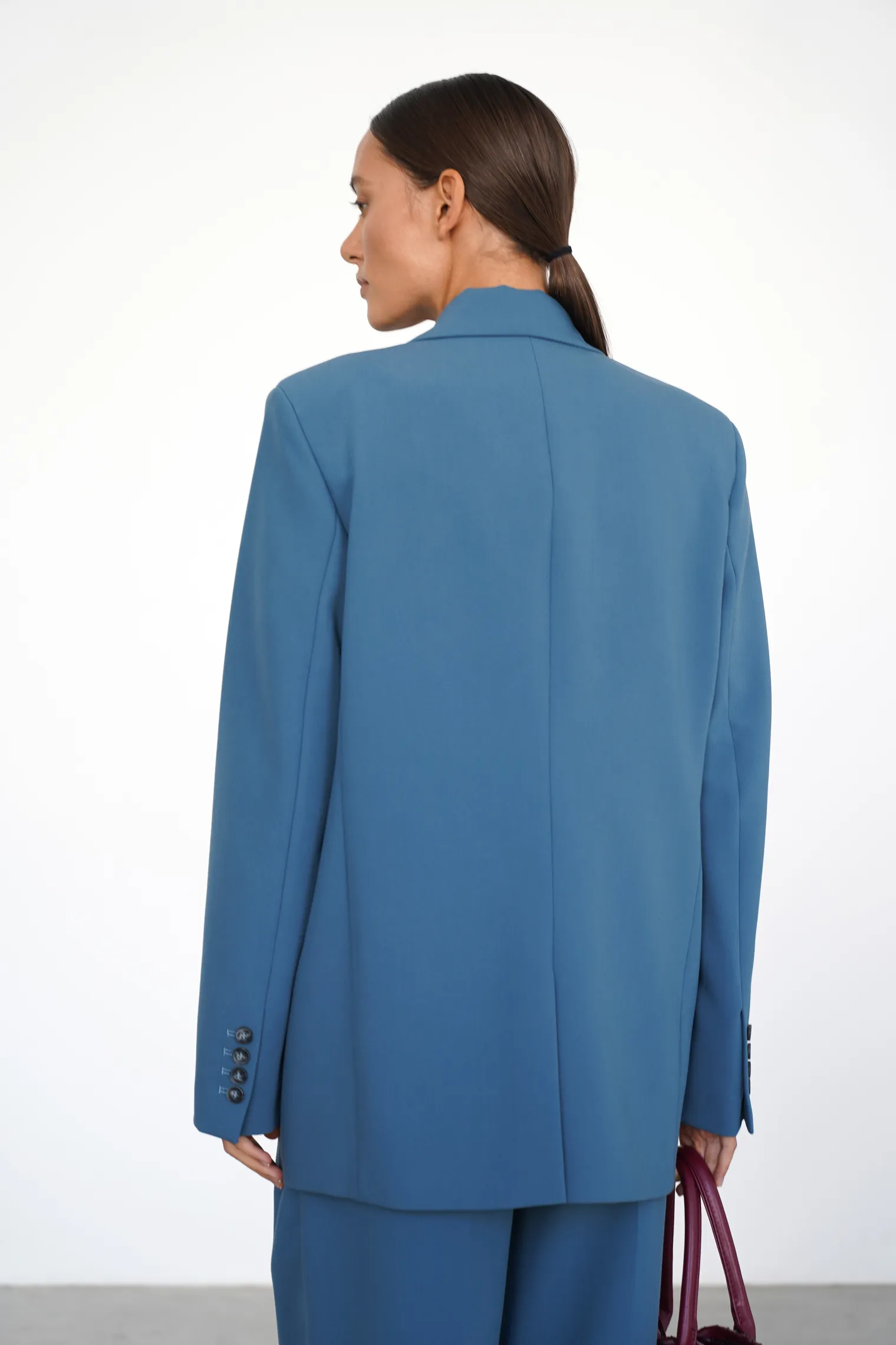 Однобортный жакет с накладными карманами цвета деним фото 4