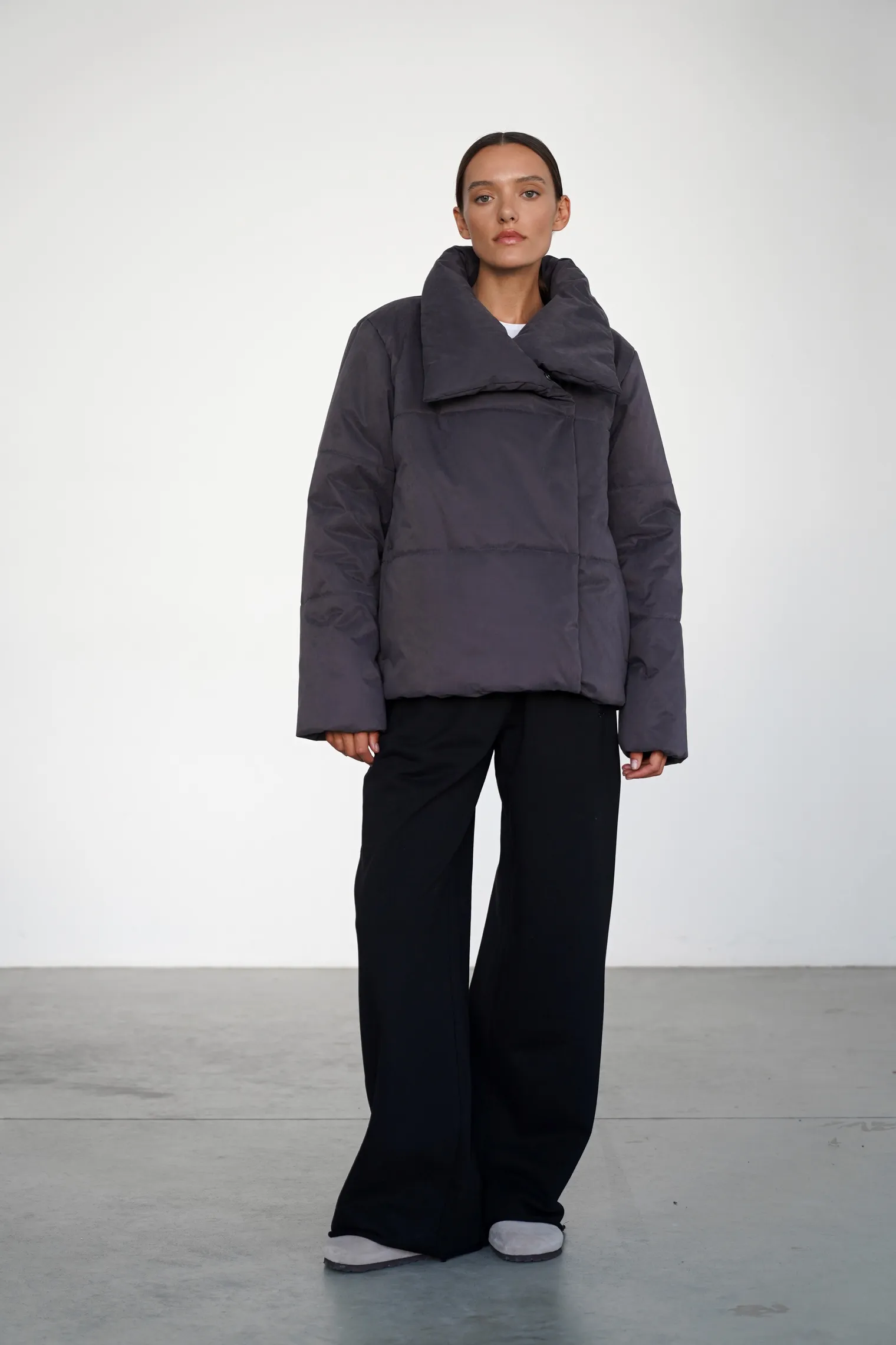 Куртка утепленная цвета антрацит фото 3