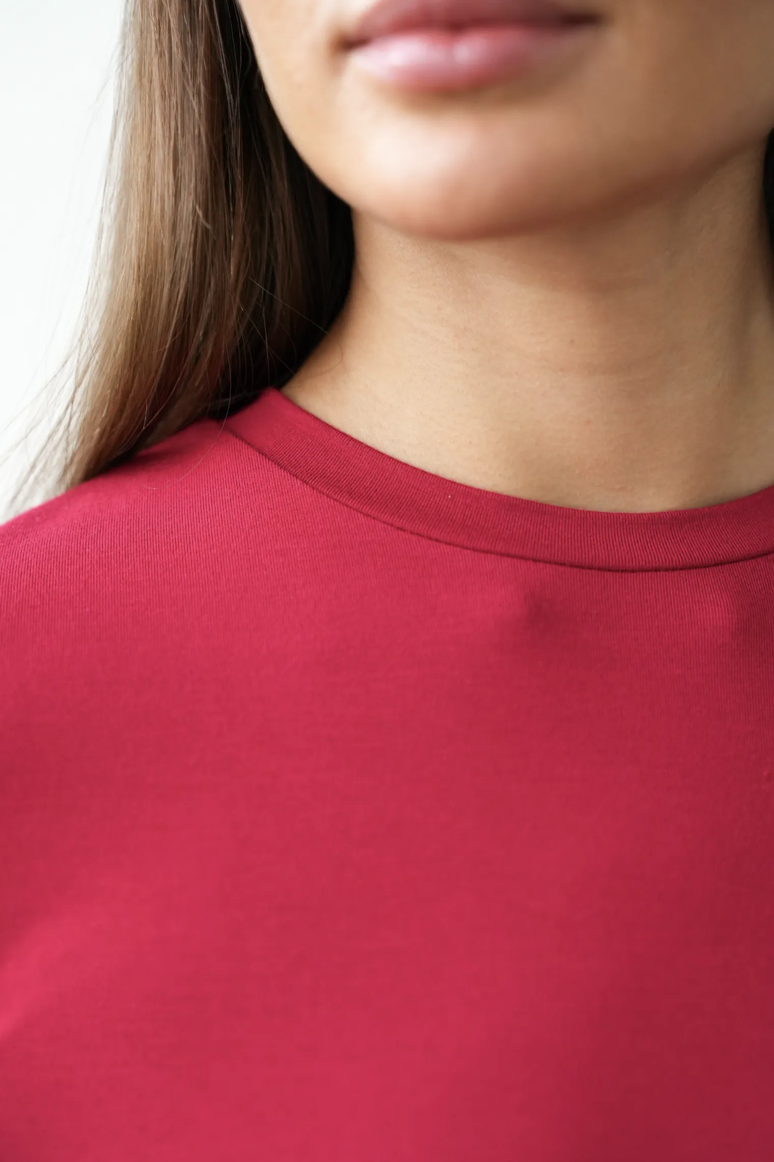 Майка из тонкого трикотажа красного цвета фото 2