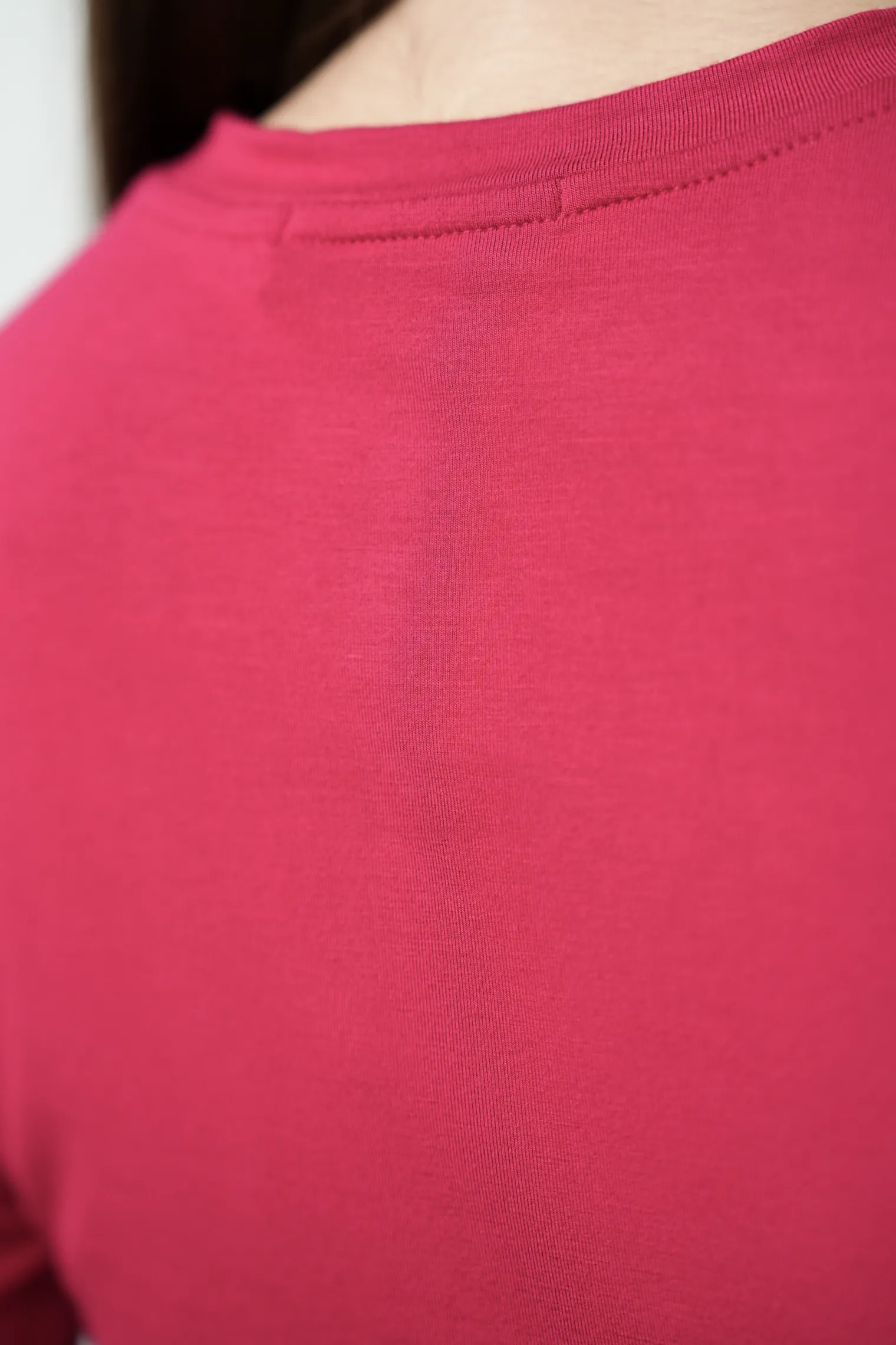 Майка из тонкого трикотажа красного цвета фото 7