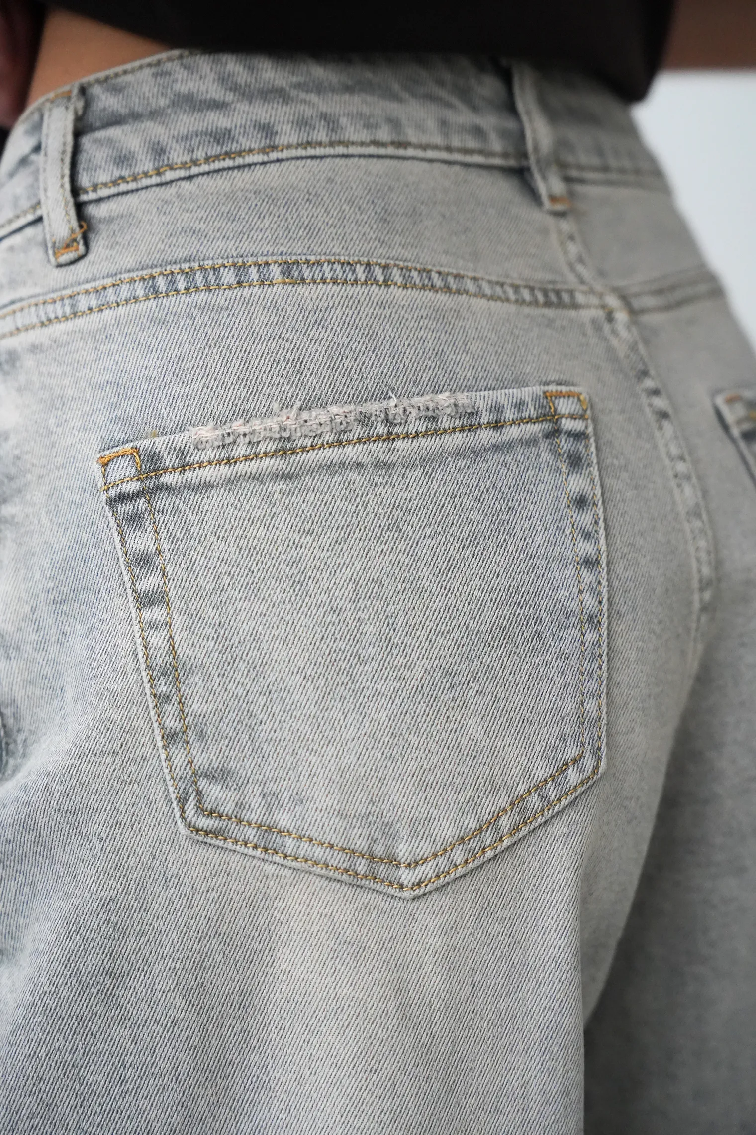 Джинсы свободного кроя в винтажном стиле серого цвета фото 7