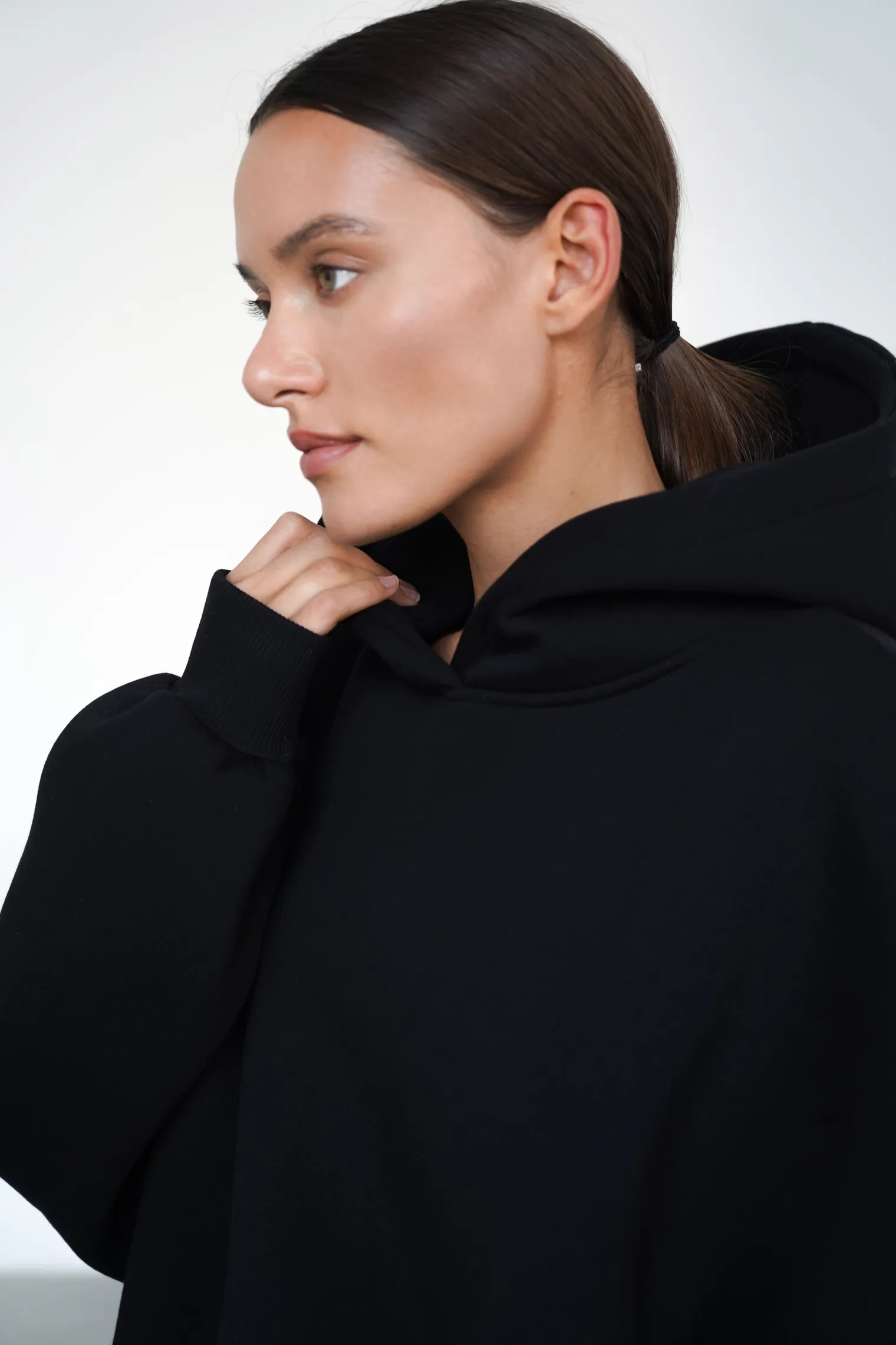 Худи свободного кроя с капюшоном чёрного цвета фото 2