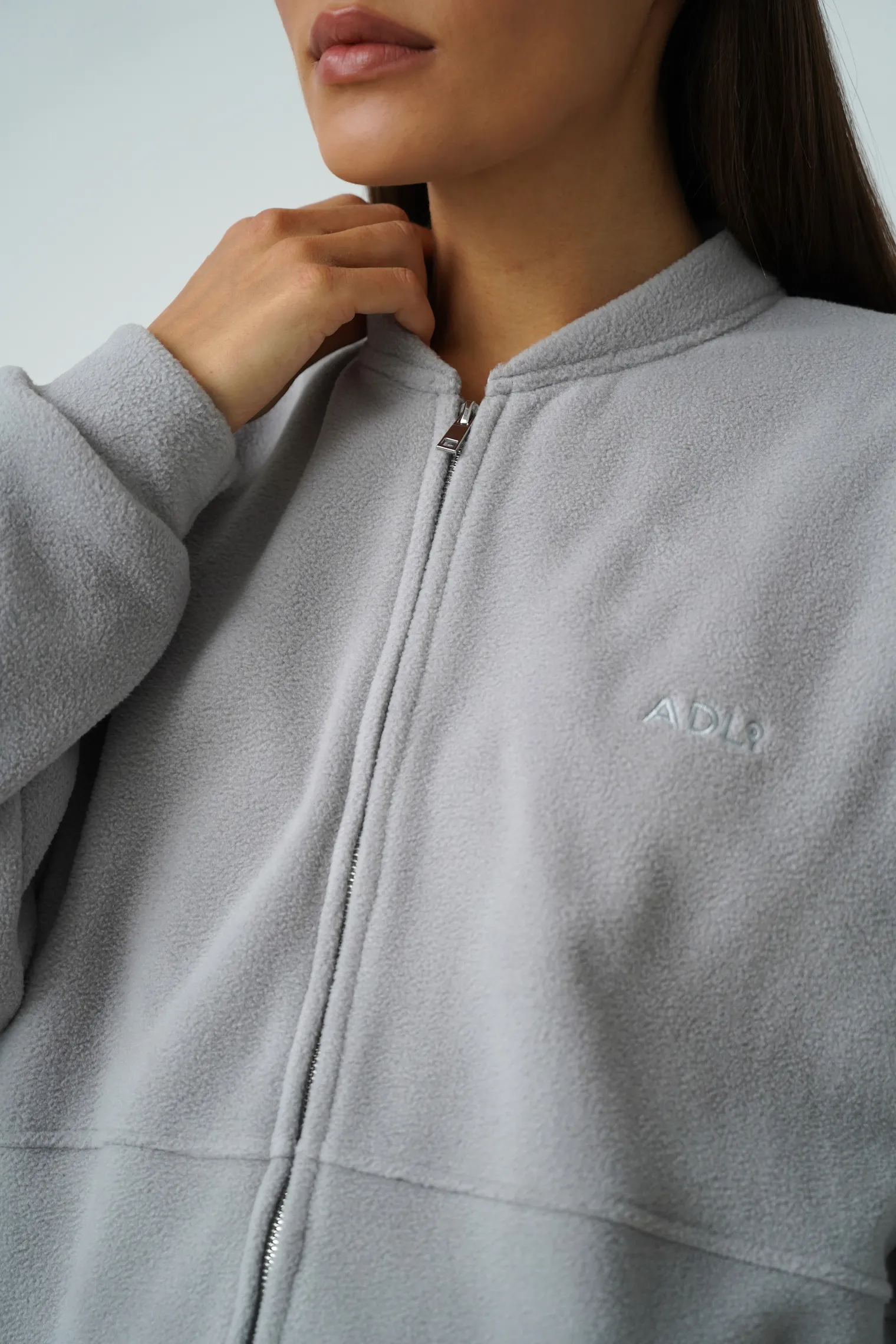 Свитшот на молнии из флиса пепельного цвета фото 2