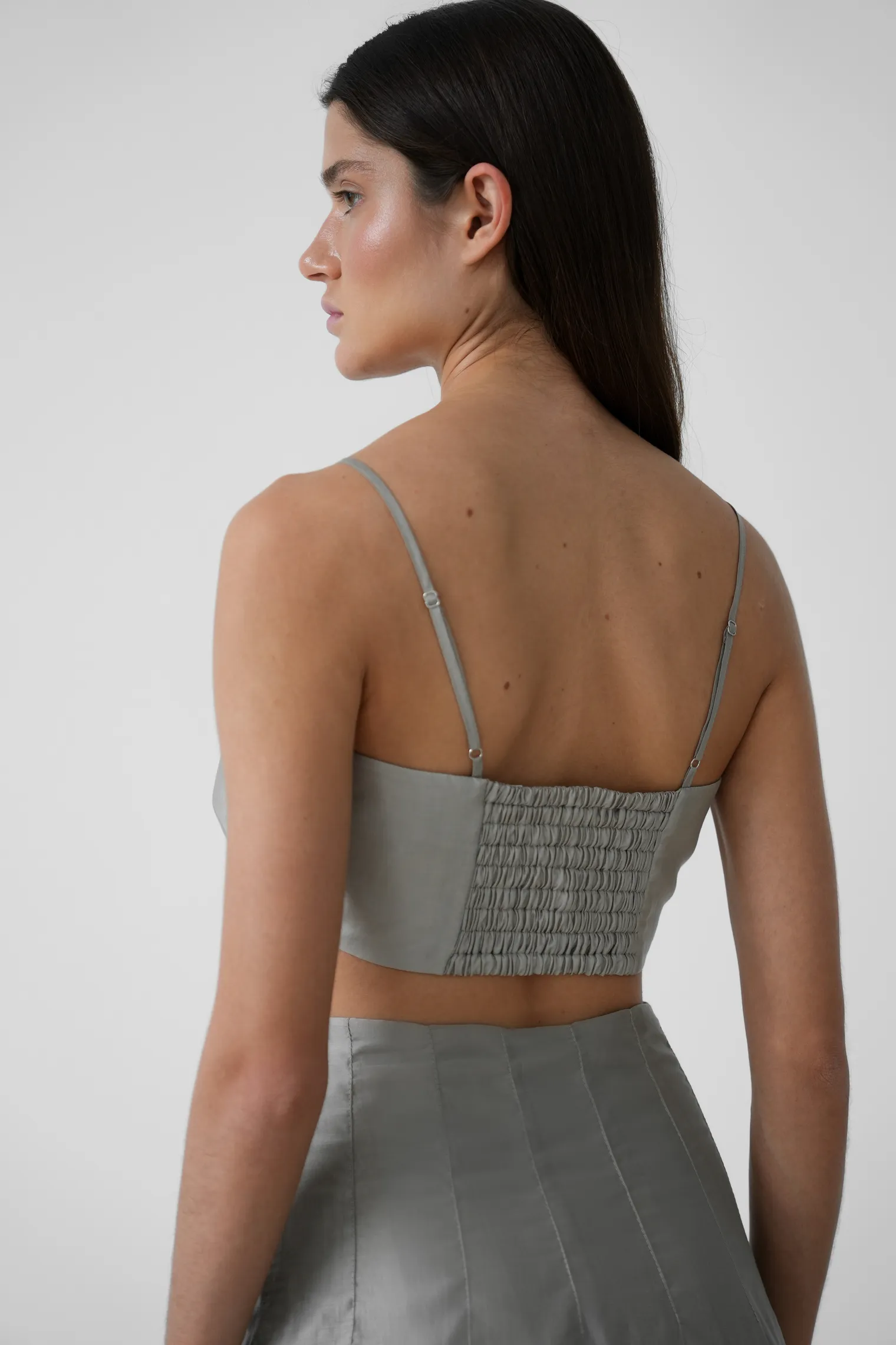 Топ укороченный из прозрачной ткани бежевого цвета фото 3