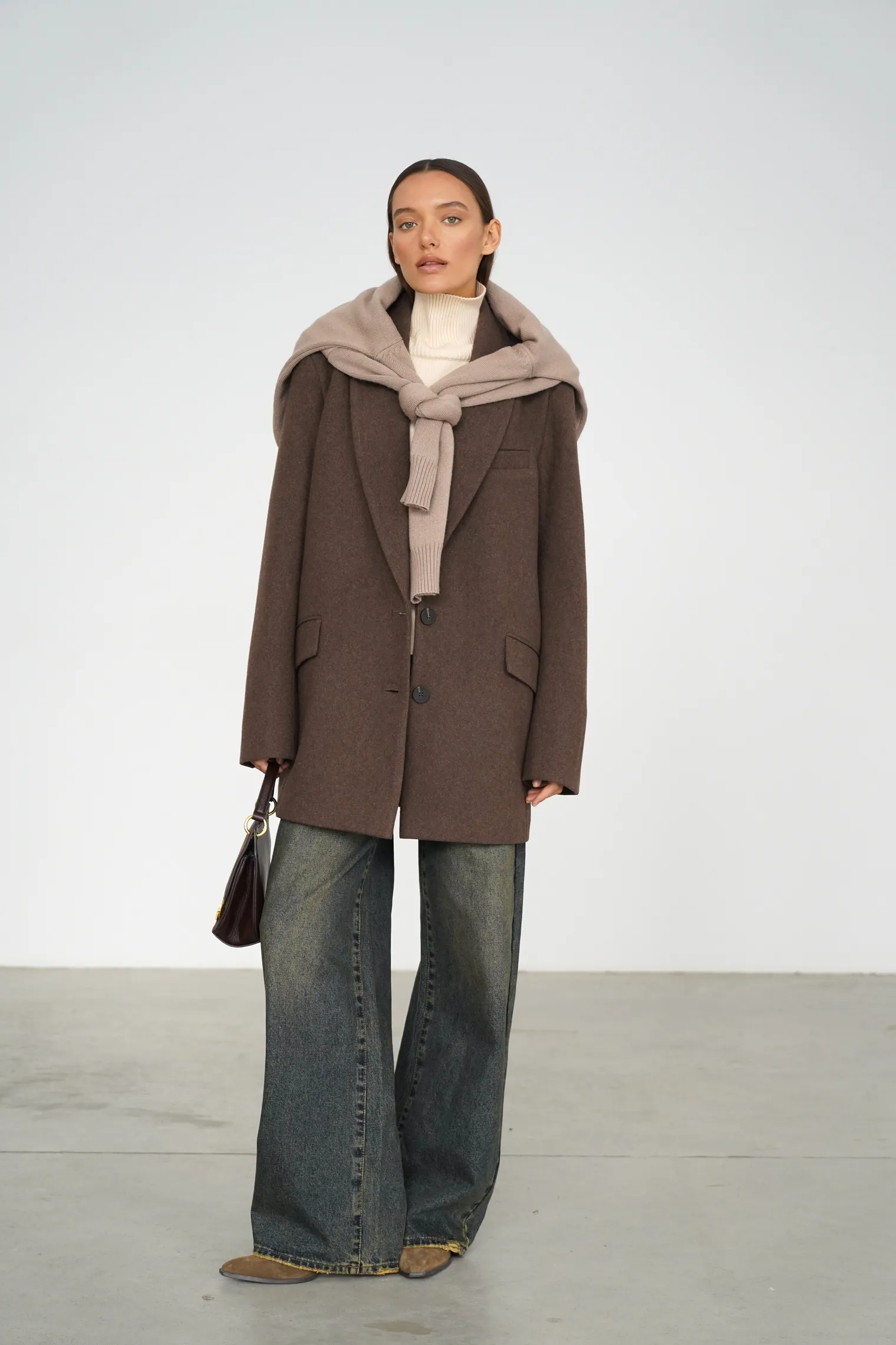 Пальто-жакет однобортное шоколадного цвета фото 6