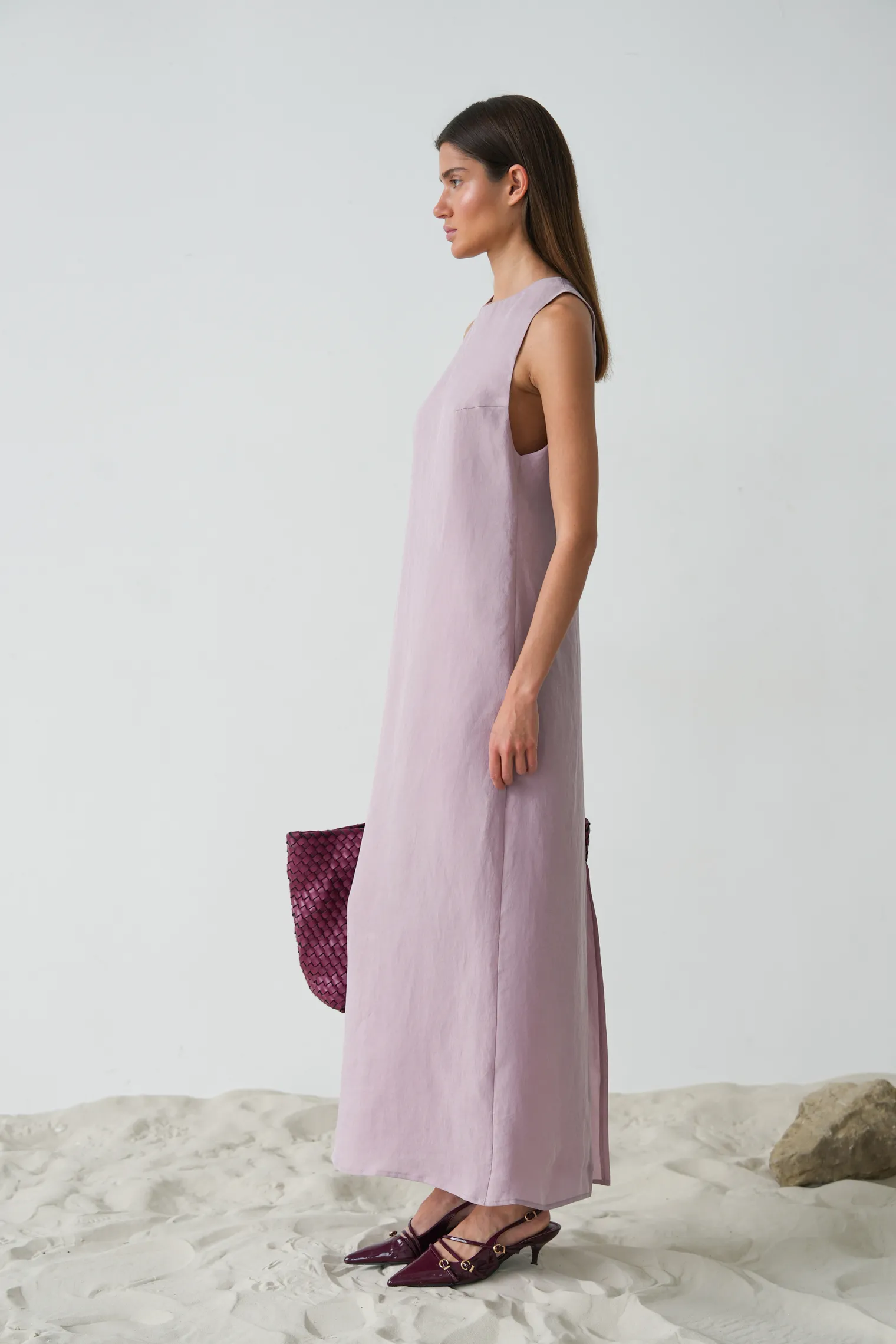 Платье-халтер из вискозы пыльно-розового цвета фото 7