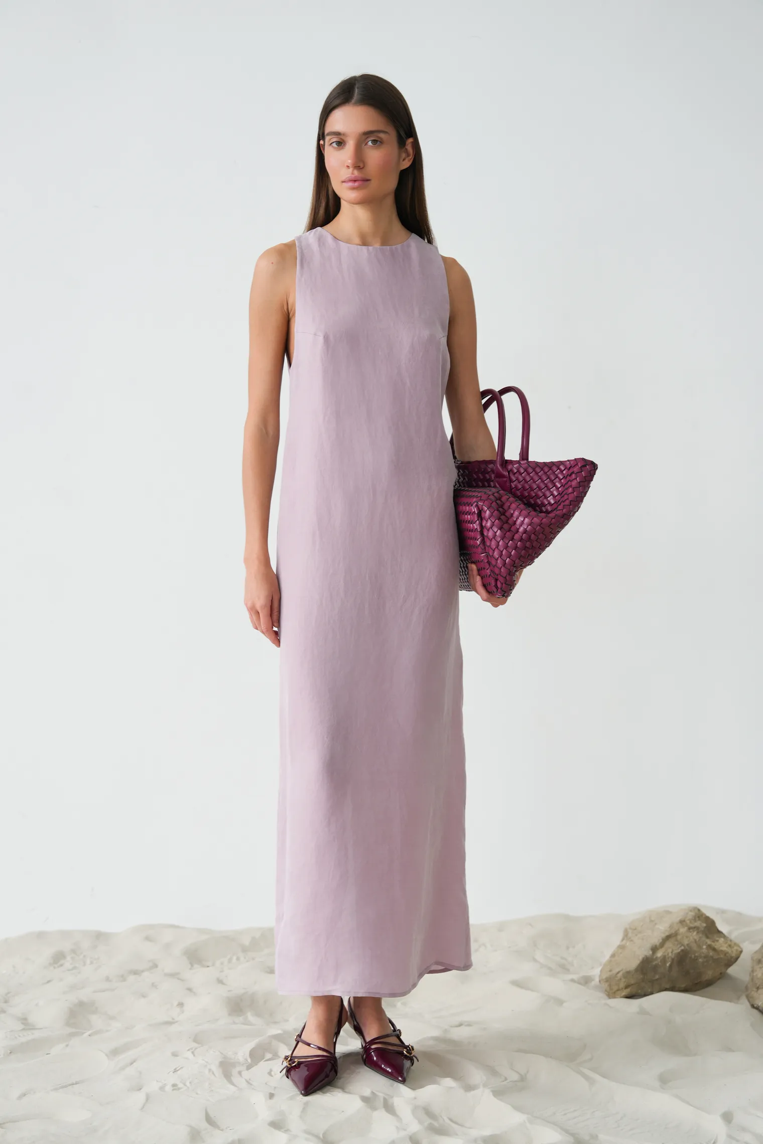 Платье-халтер из вискозы пыльно-розового цвета фото 1