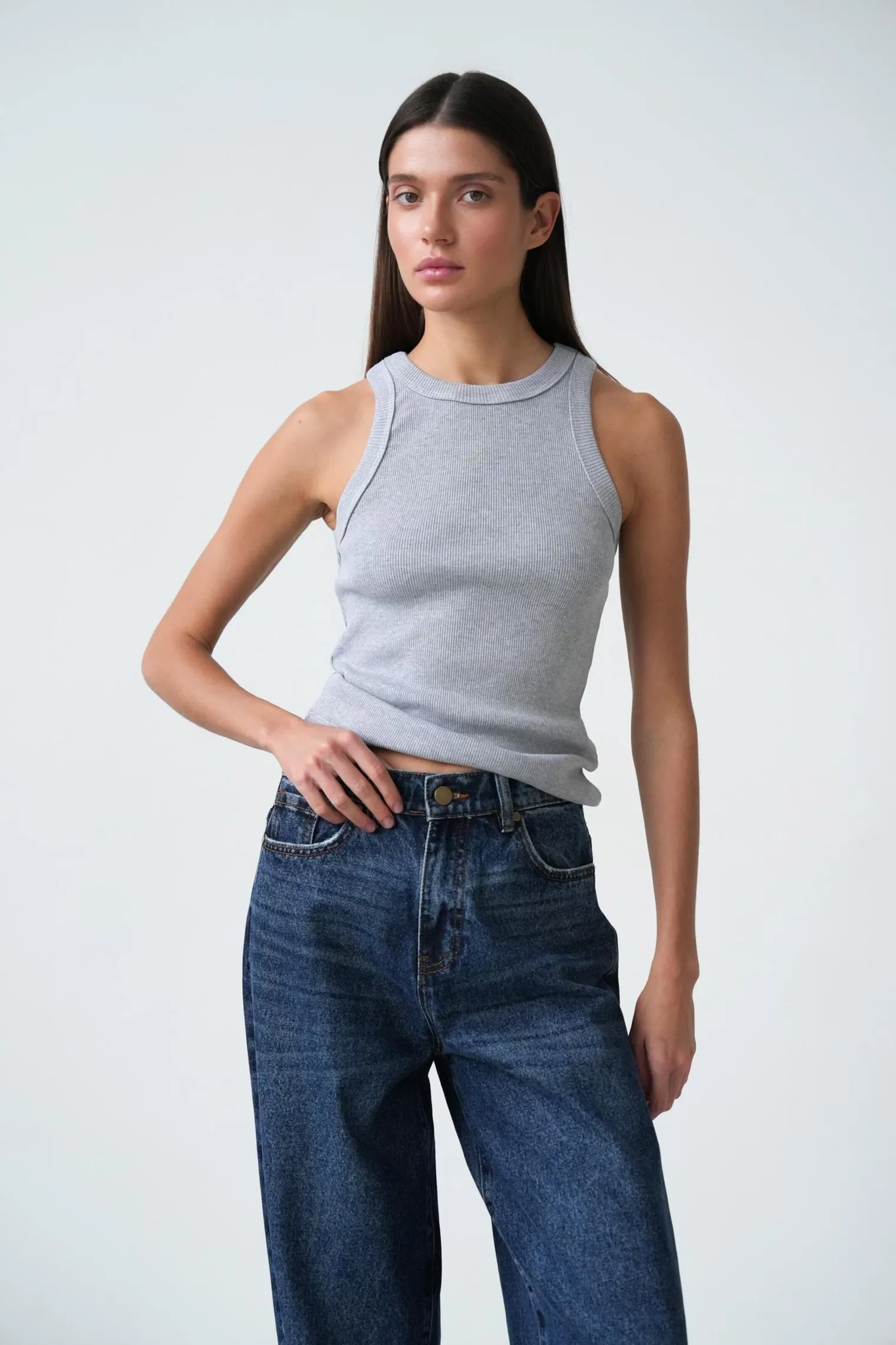 Майка в рубчик цвета серый меланж фото 1