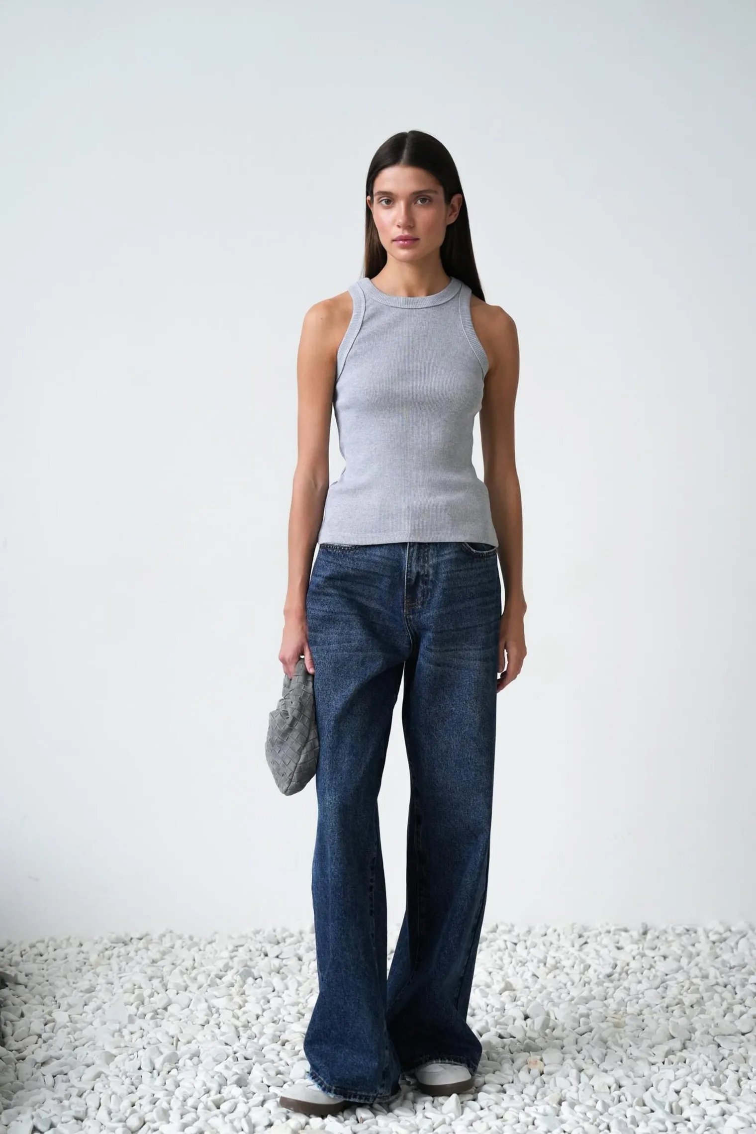 Майка в рубчик цвета серый меланж фото 3