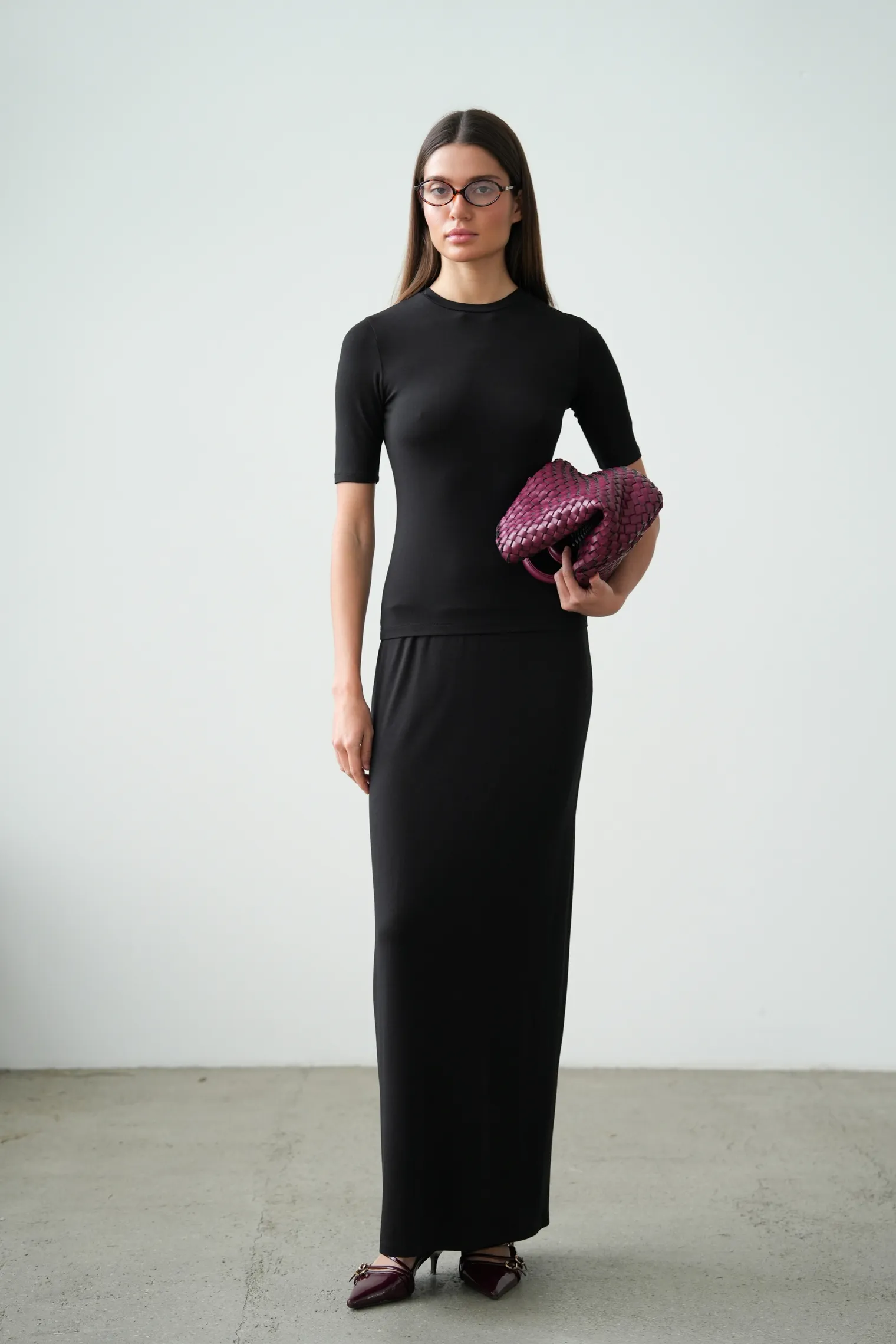 Юбка из тонкого трикотажа чёрного цвета фото 5