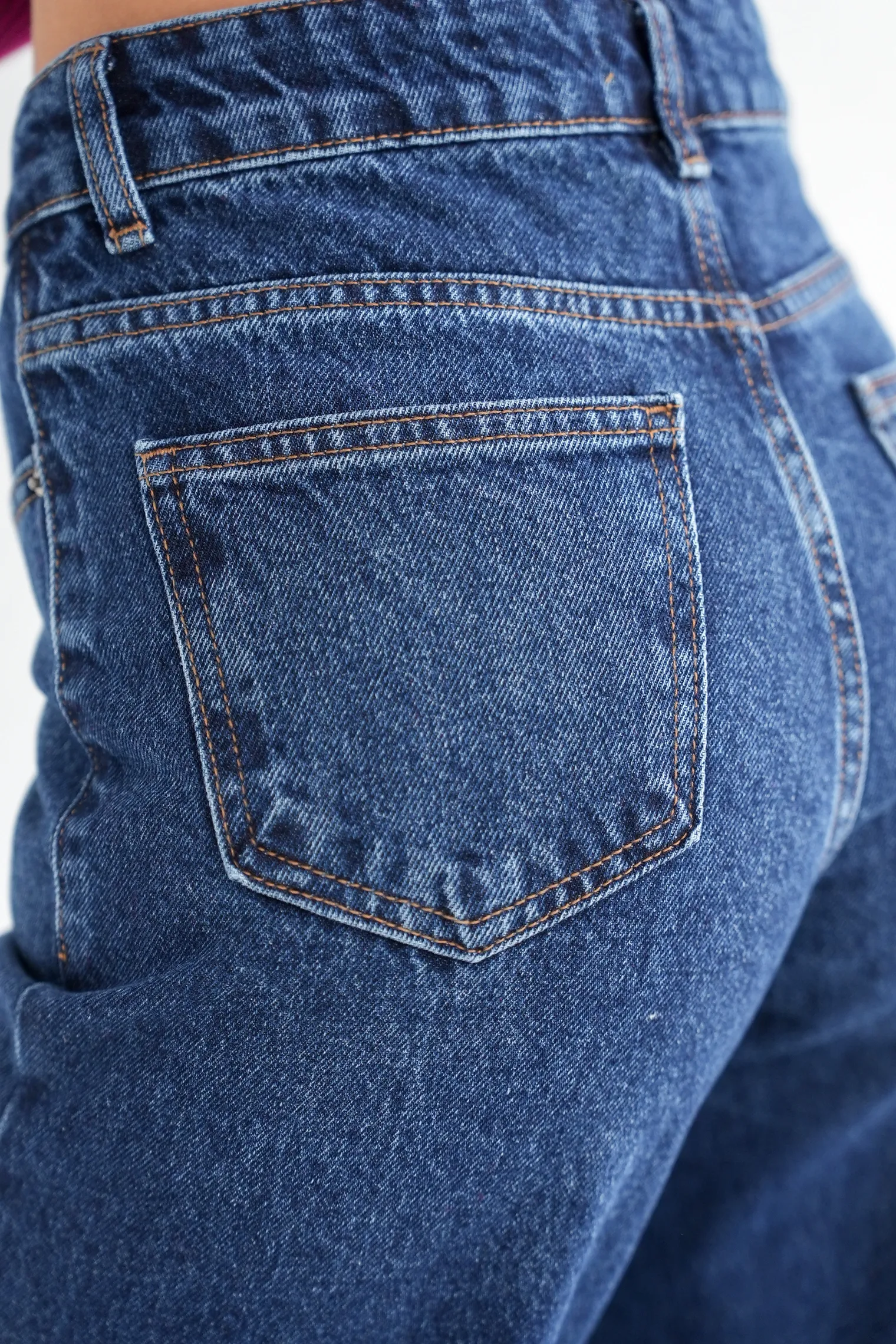 Джинсы прямого кроя с завышенной талией цвета синяя варка фото 7